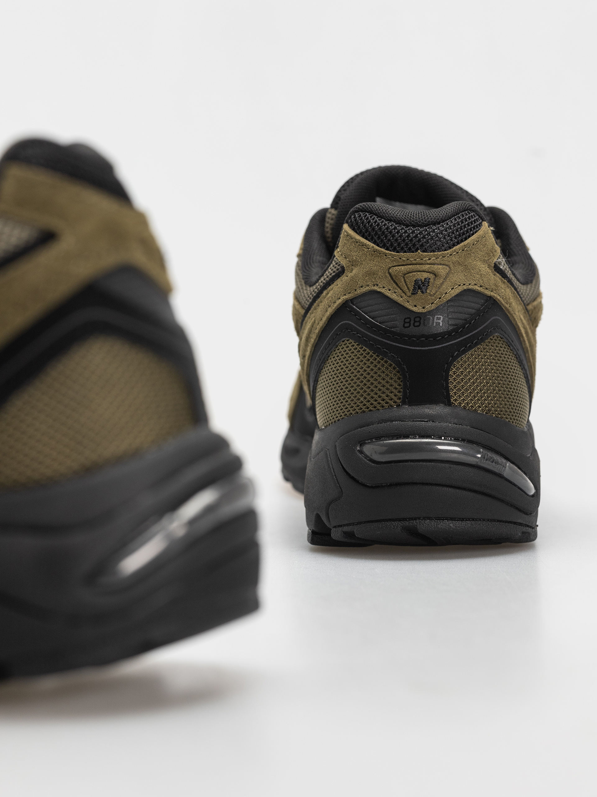 Boty New Balance 880R (wakame/black)