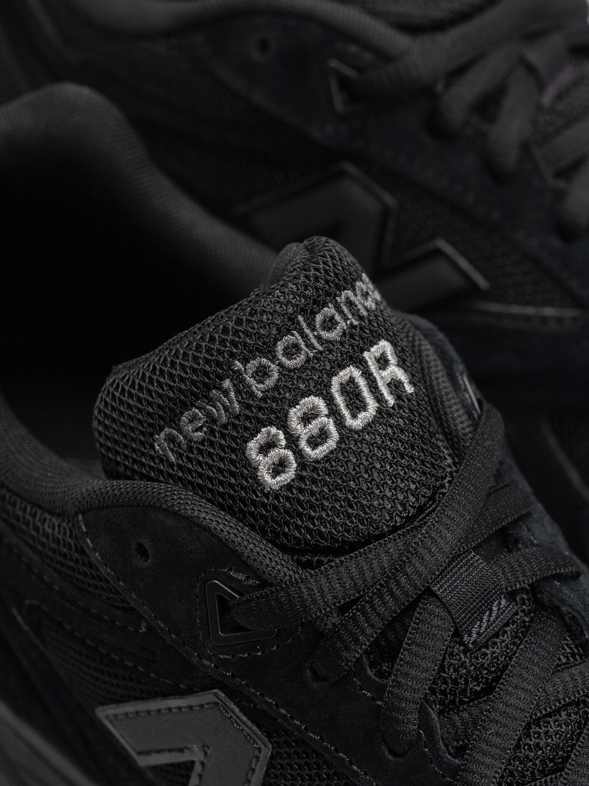Boty New Balance 880R (black/black)