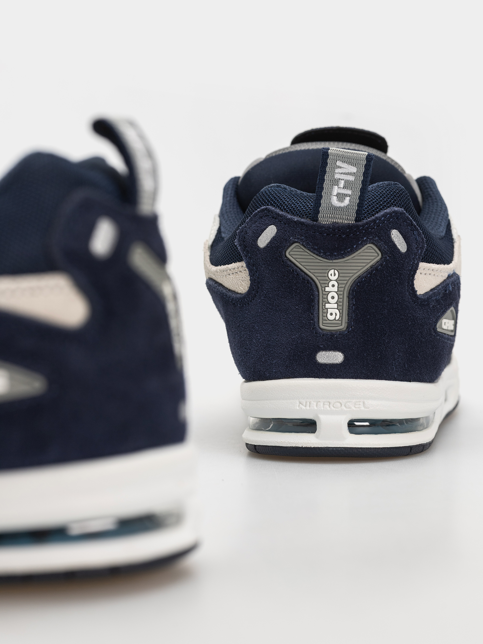 Boty Globe CT 4 (white/navy)