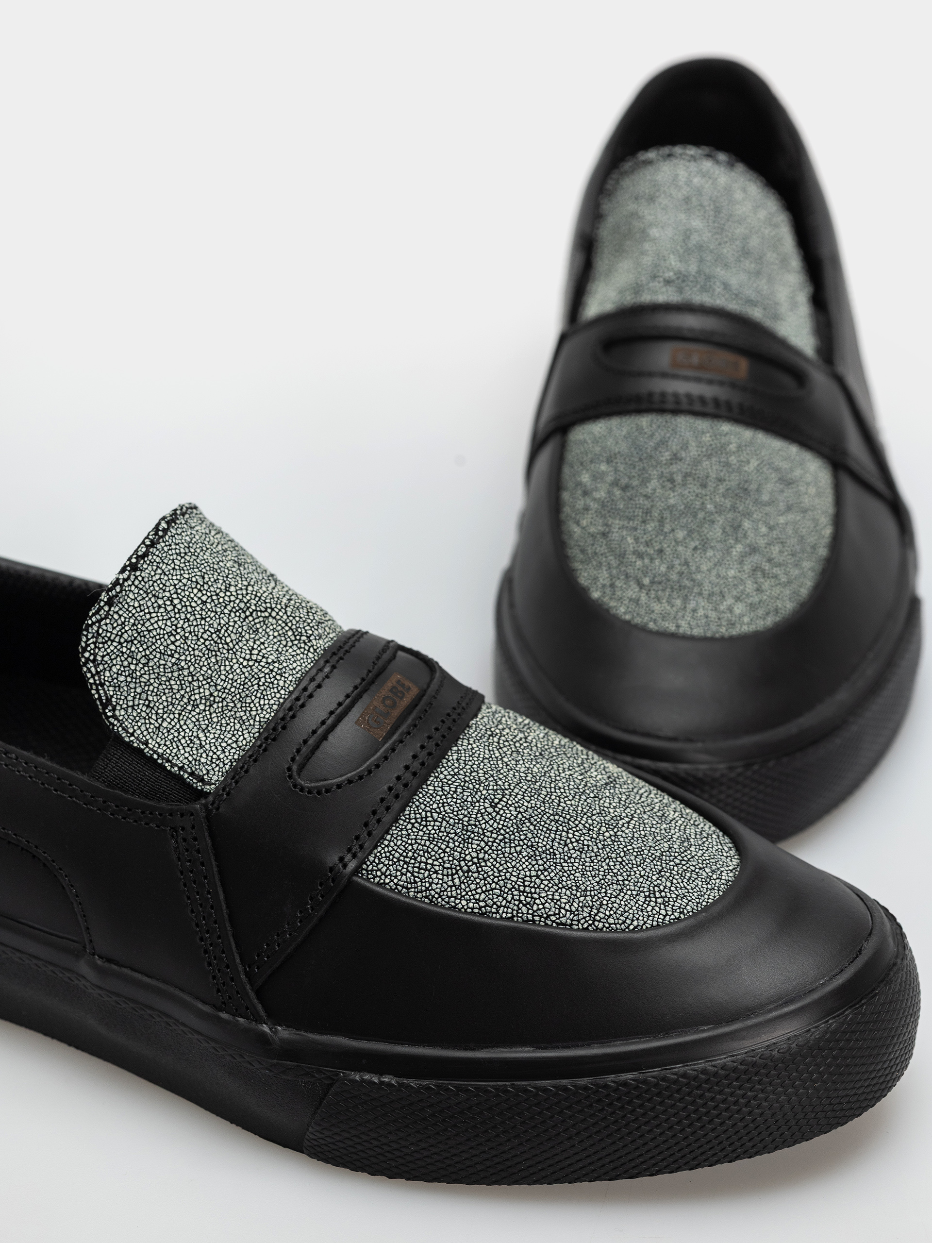 Boty Globe Liaizon (black/stingray)