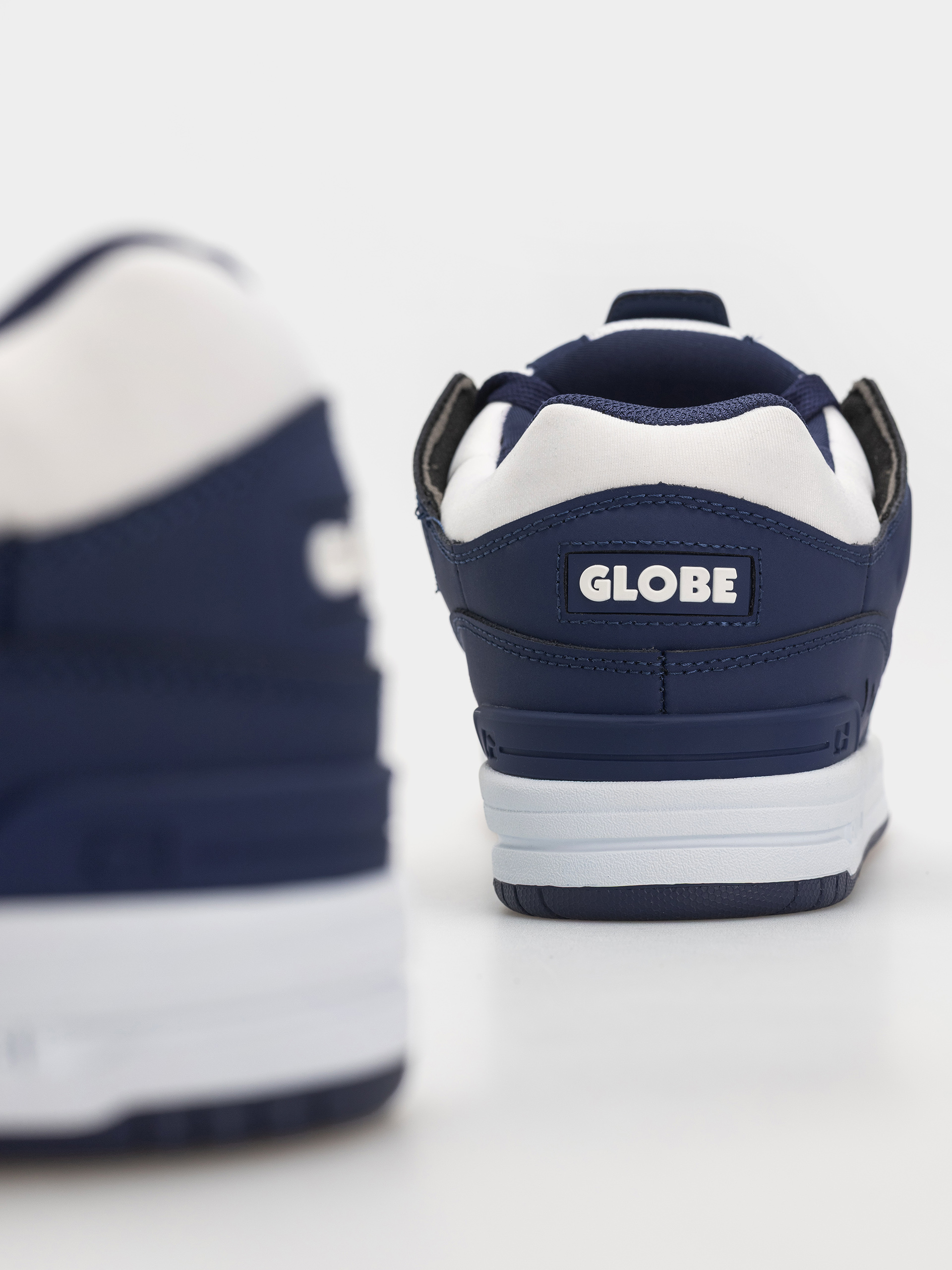 Boty Globe Fusion (midnight/white)