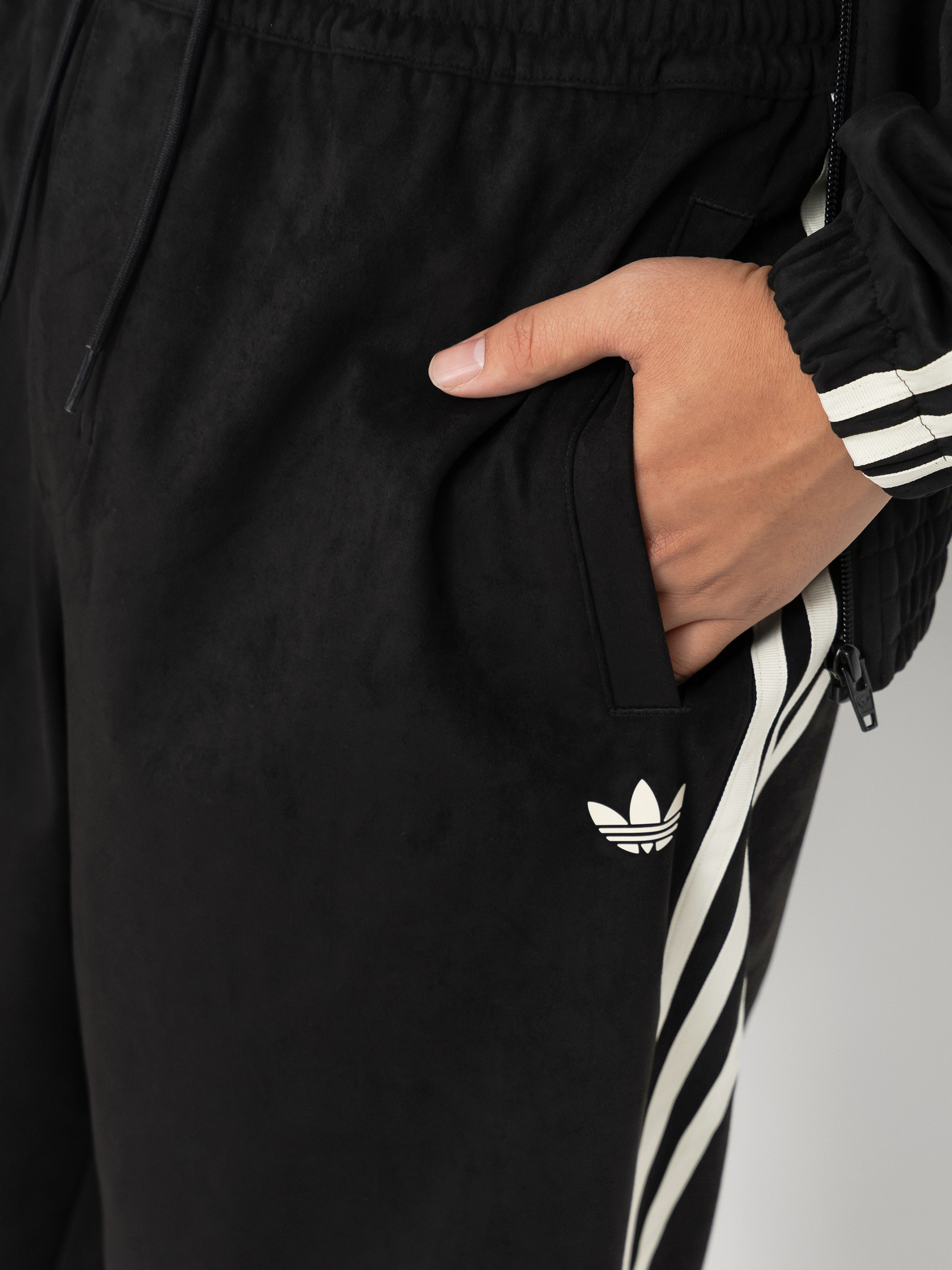 Kalhoty adidas Vintage Superfire (black/crewht)