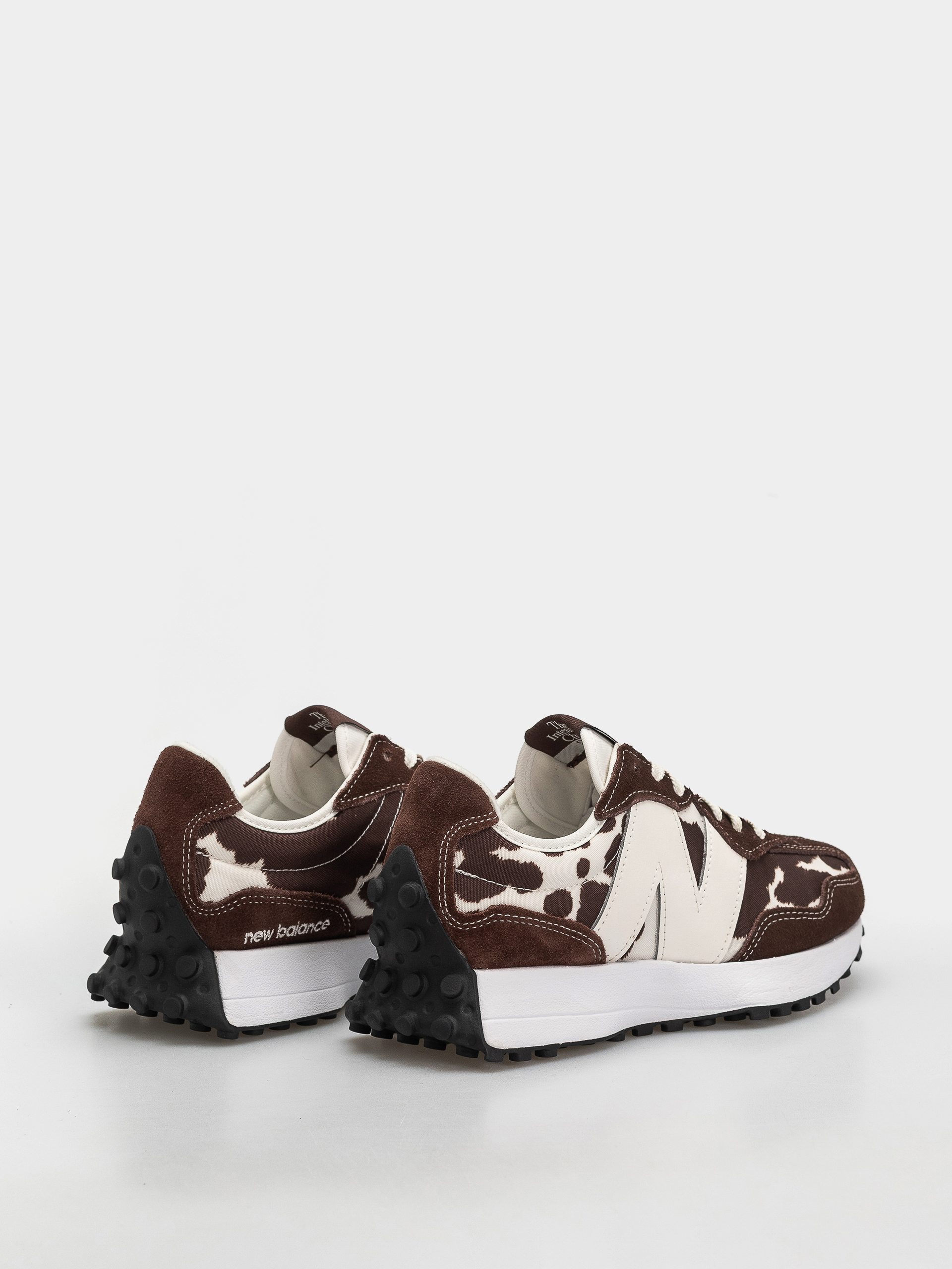Boty New Balance 327 Wmn (pumpernickel/sea salt)