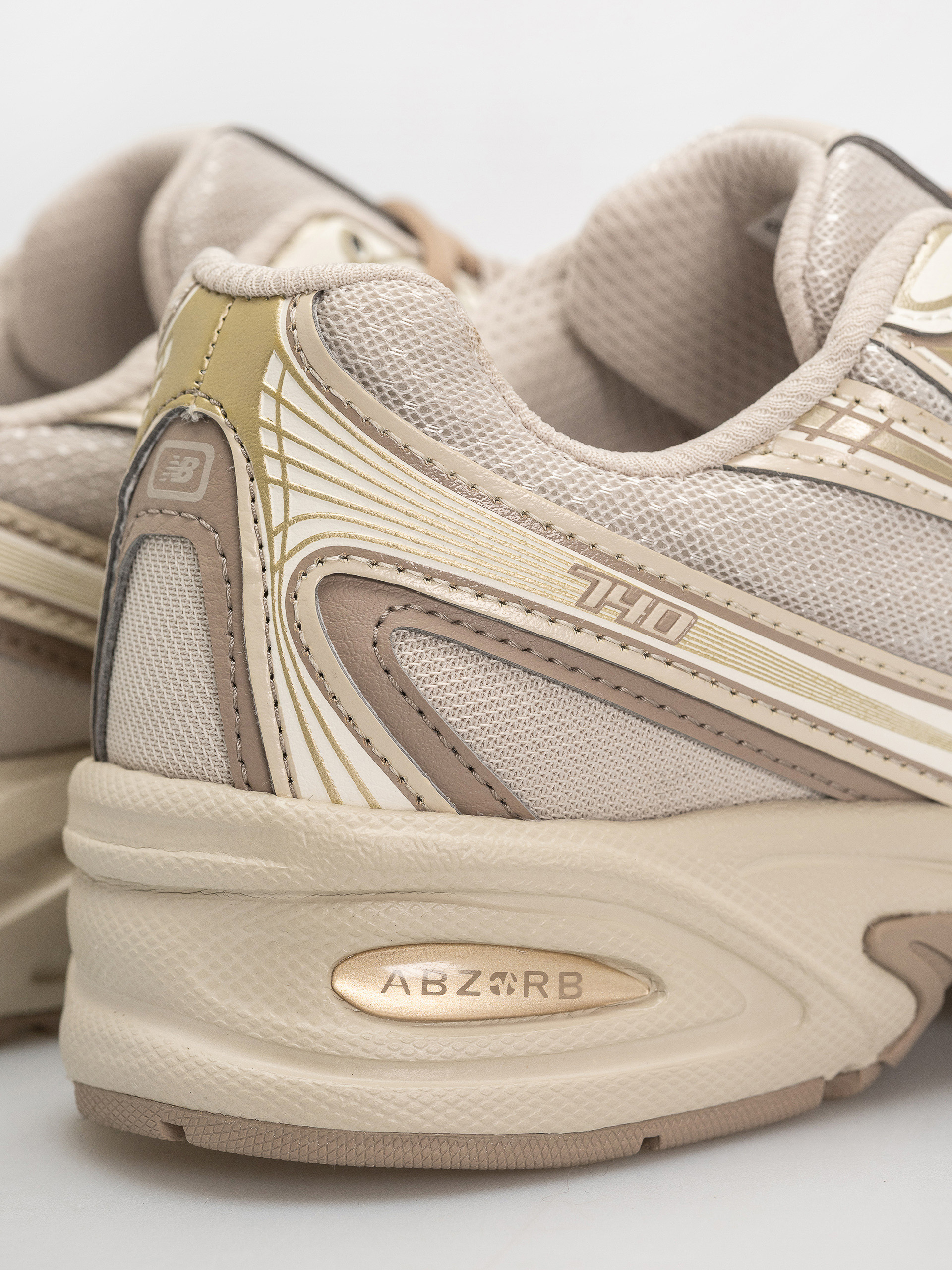 Boty New Balance 740 (mushroom/timberwolf)