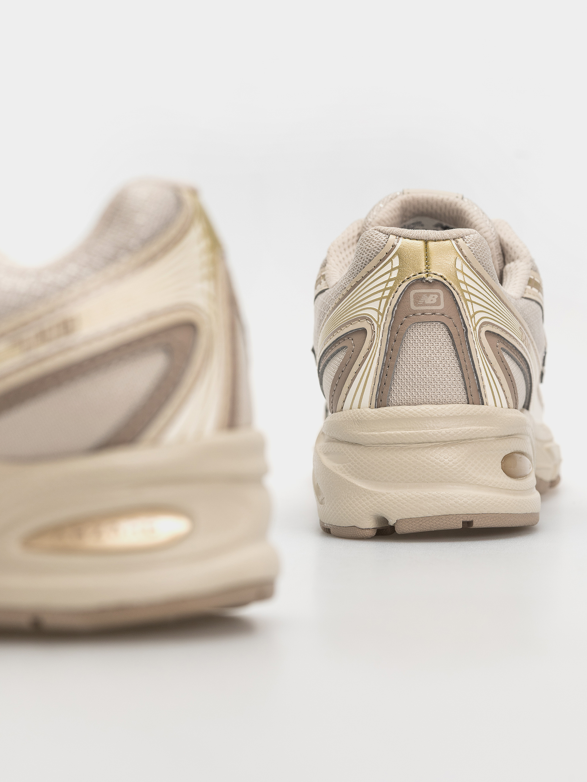 Boty New Balance 740 (mushroom/timberwolf)