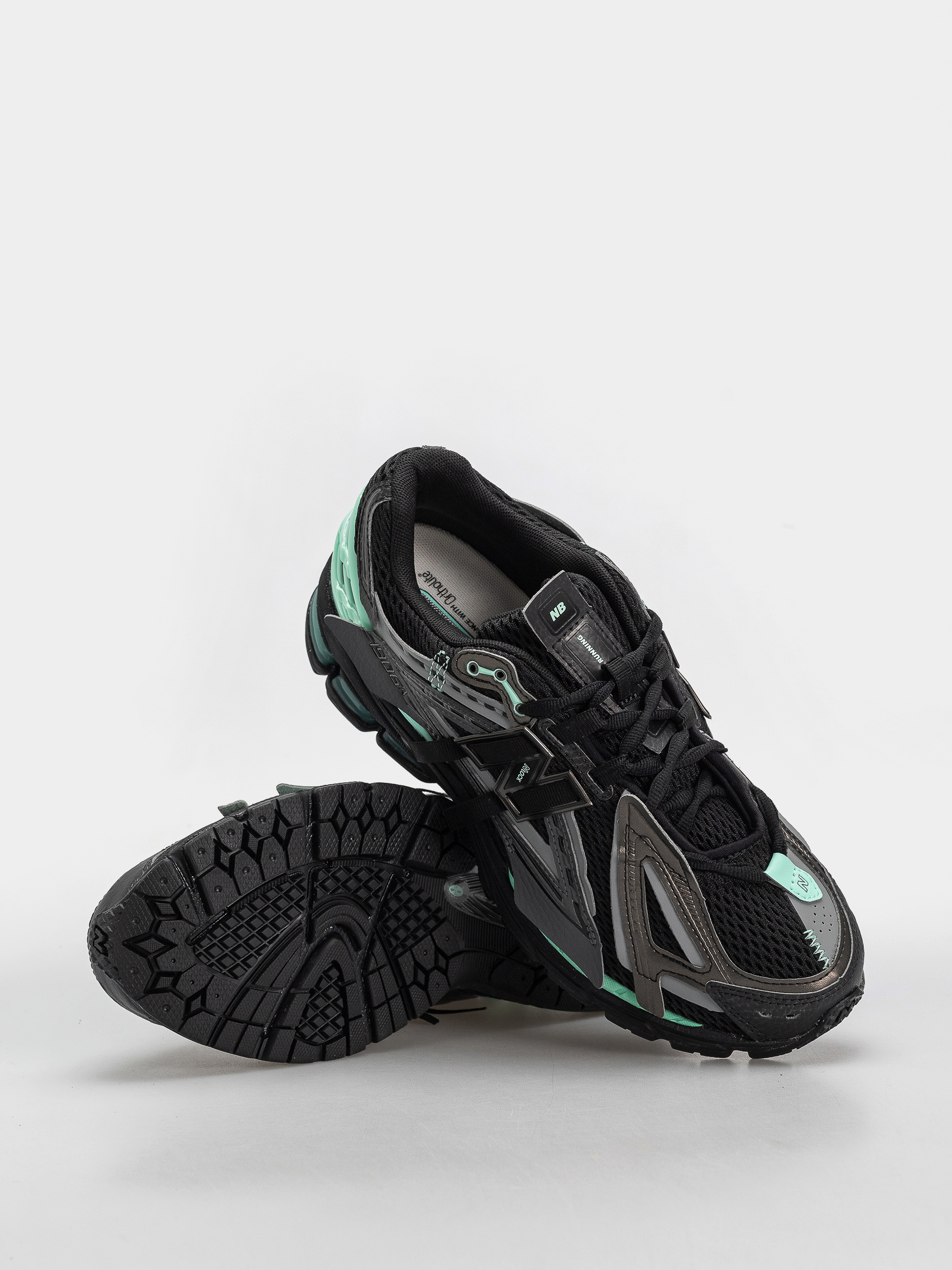Boty New Balance 1906 (black/bright mint)