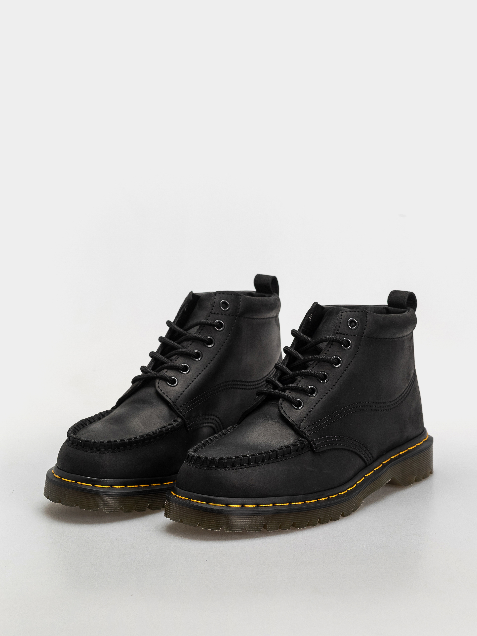 Boty Dr. Martens Lowell Chukka (black)