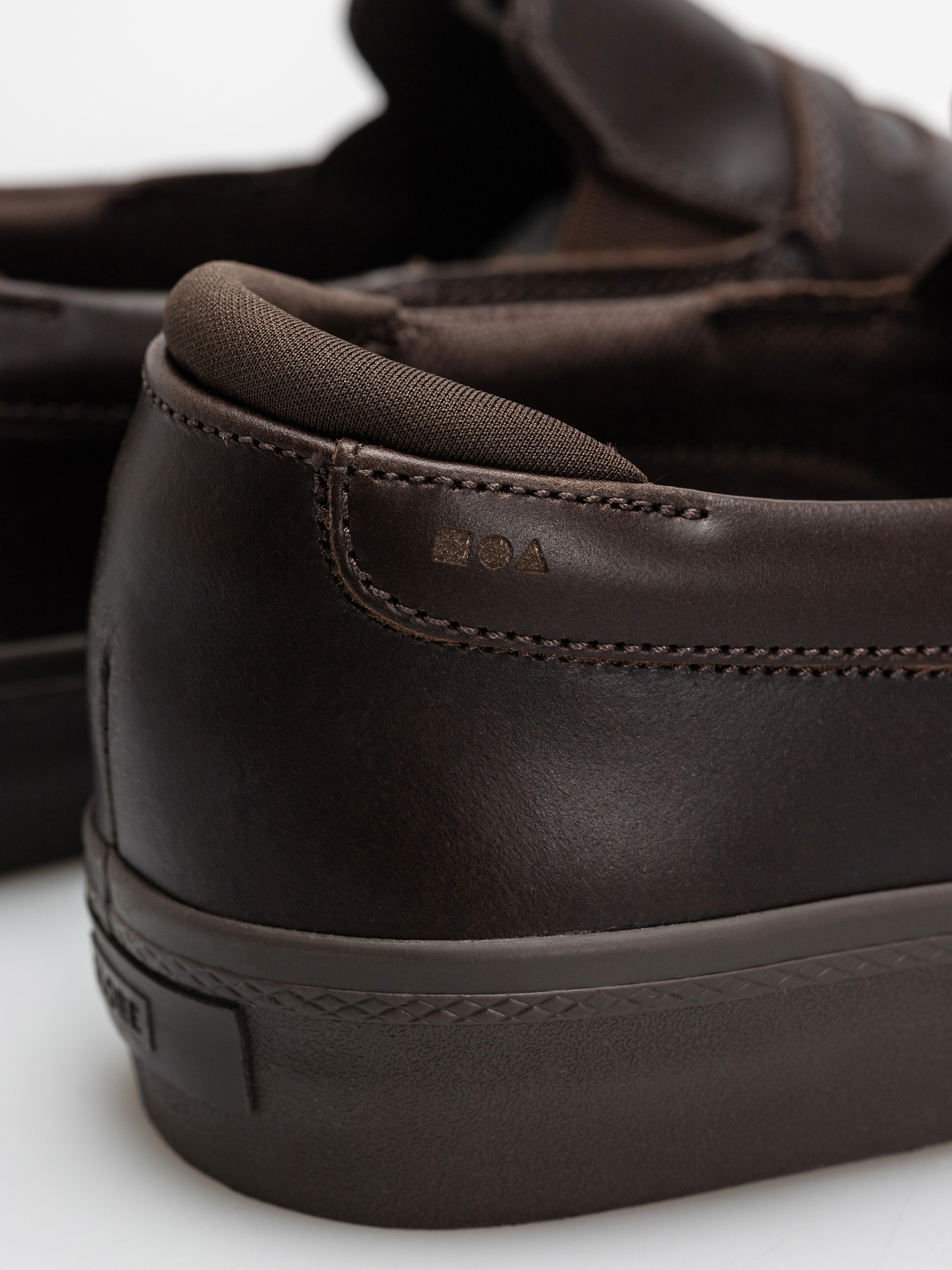Boty Globe Liaizon (dark brown)