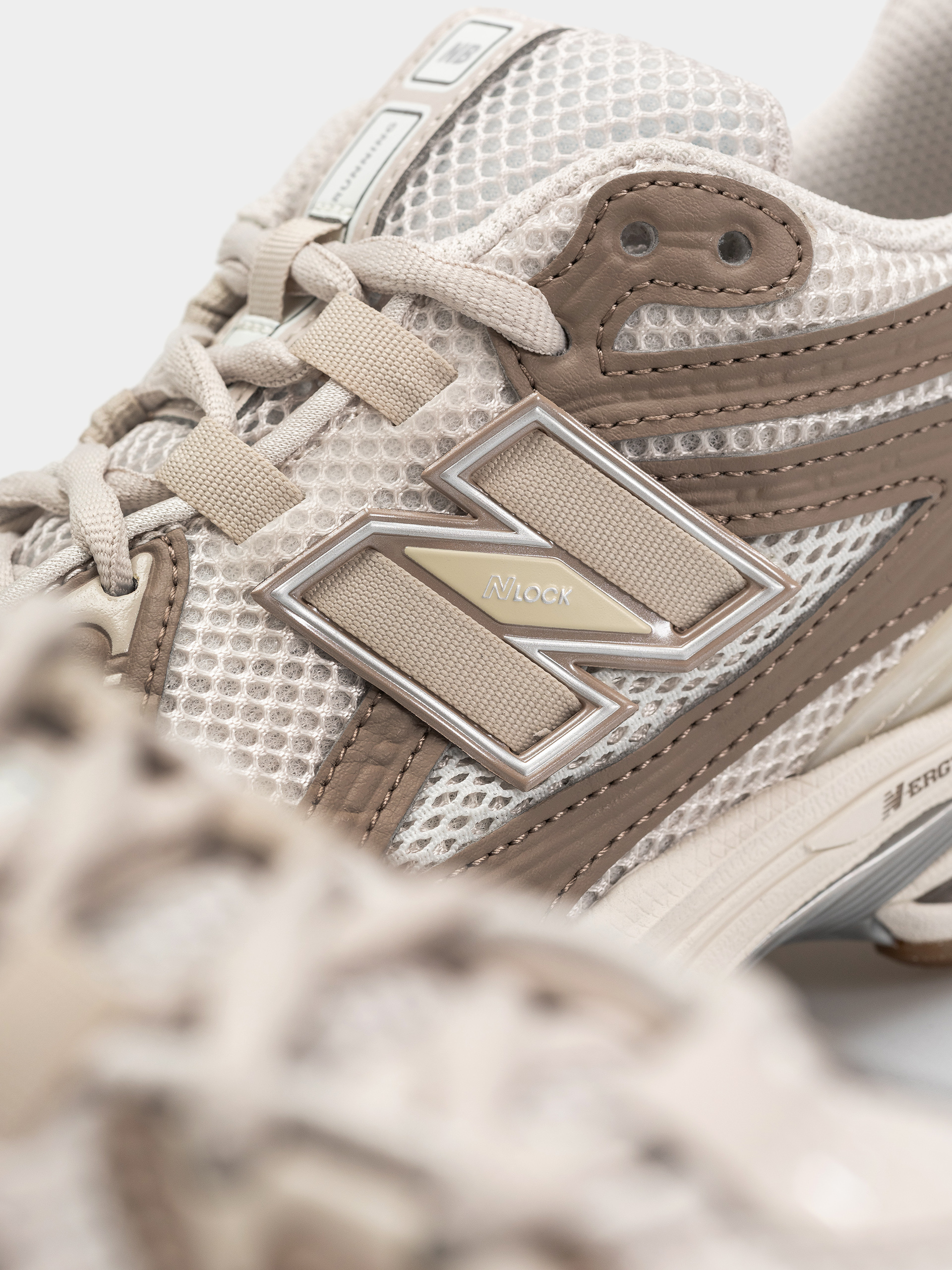 Boty New Balance 1906 (moonbeam/mushroom)