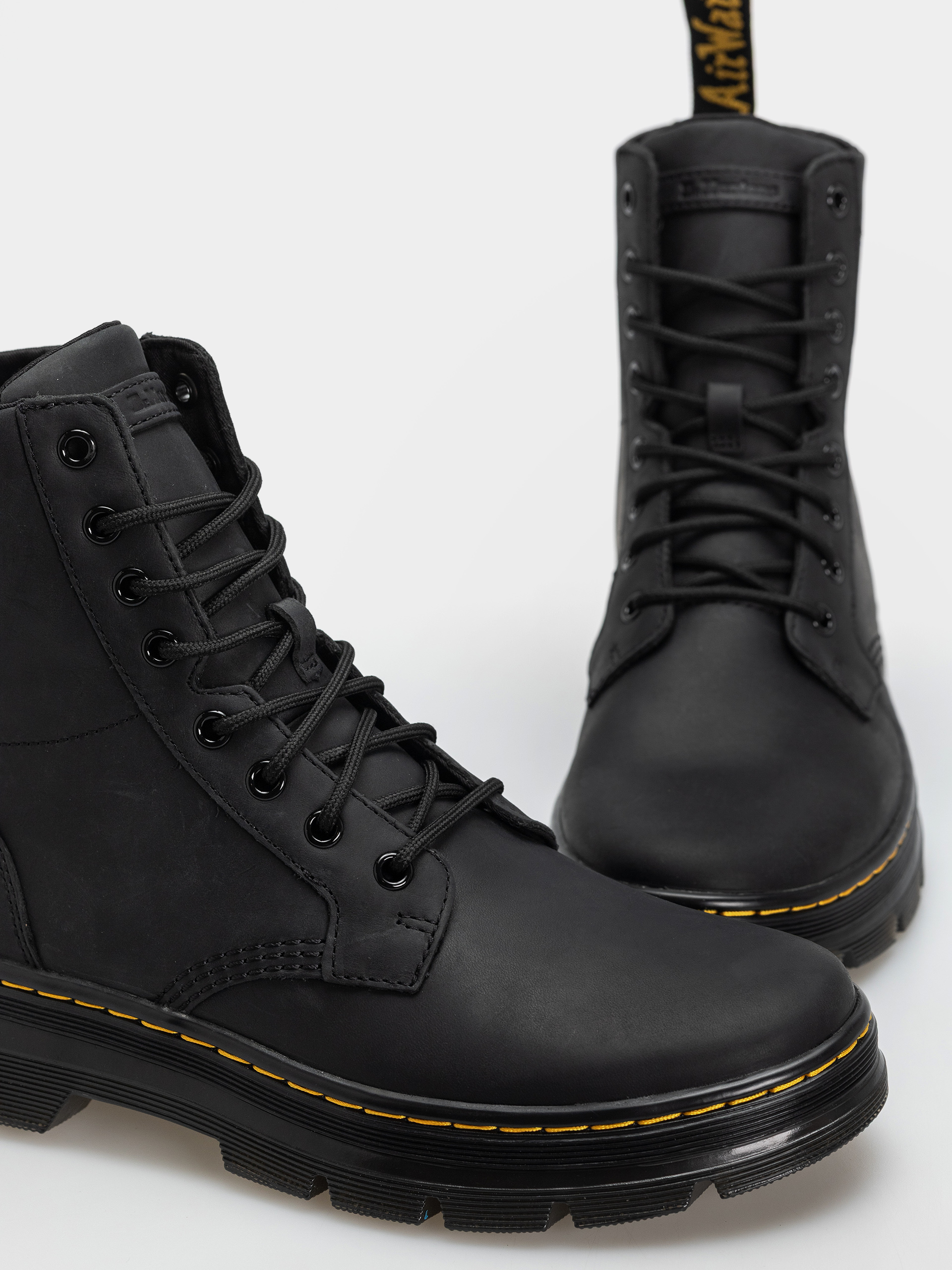 Boty Dr. Martens Combs Leather (black)