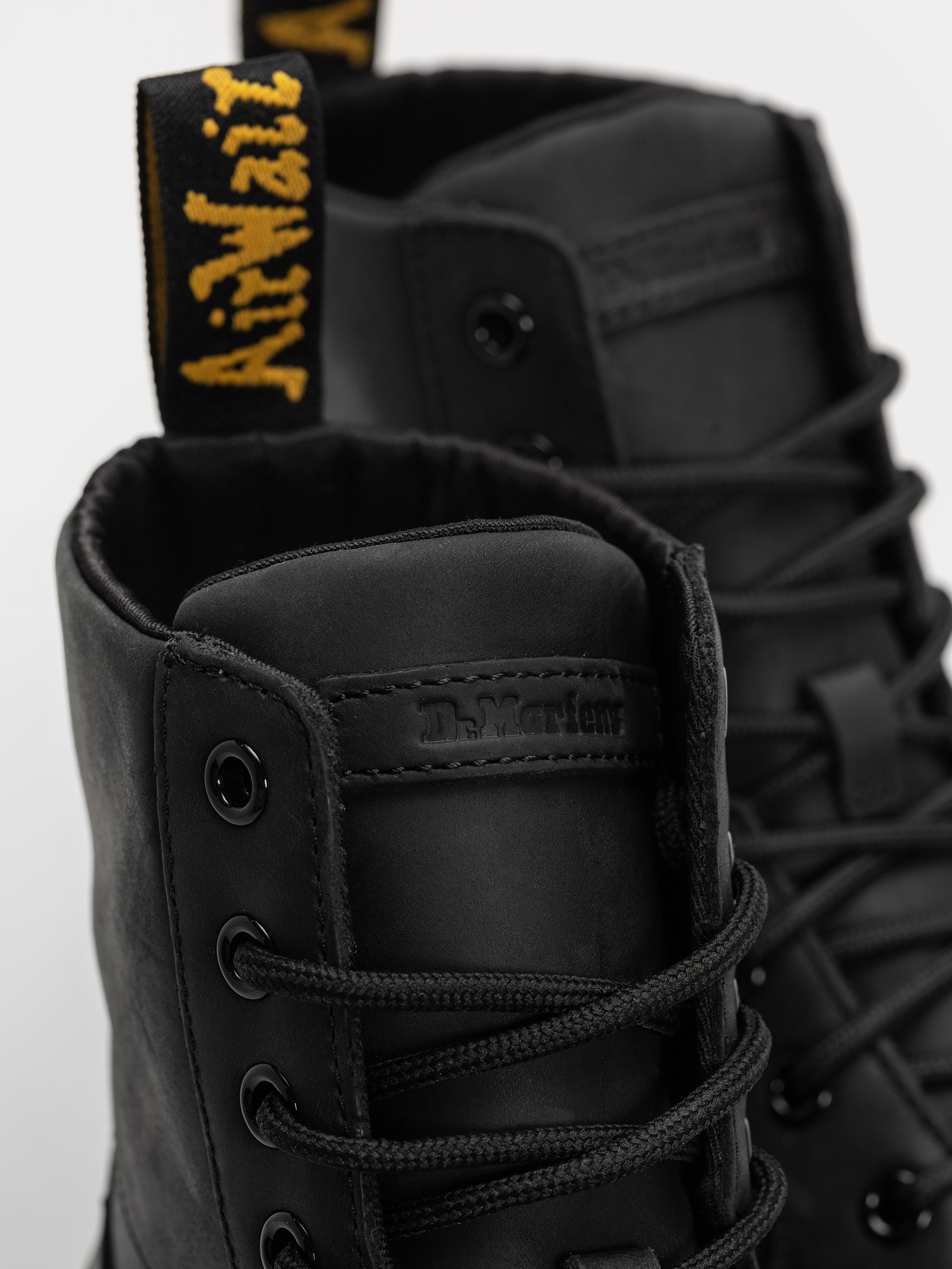 Boty Dr. Martens Combs Leather (black)