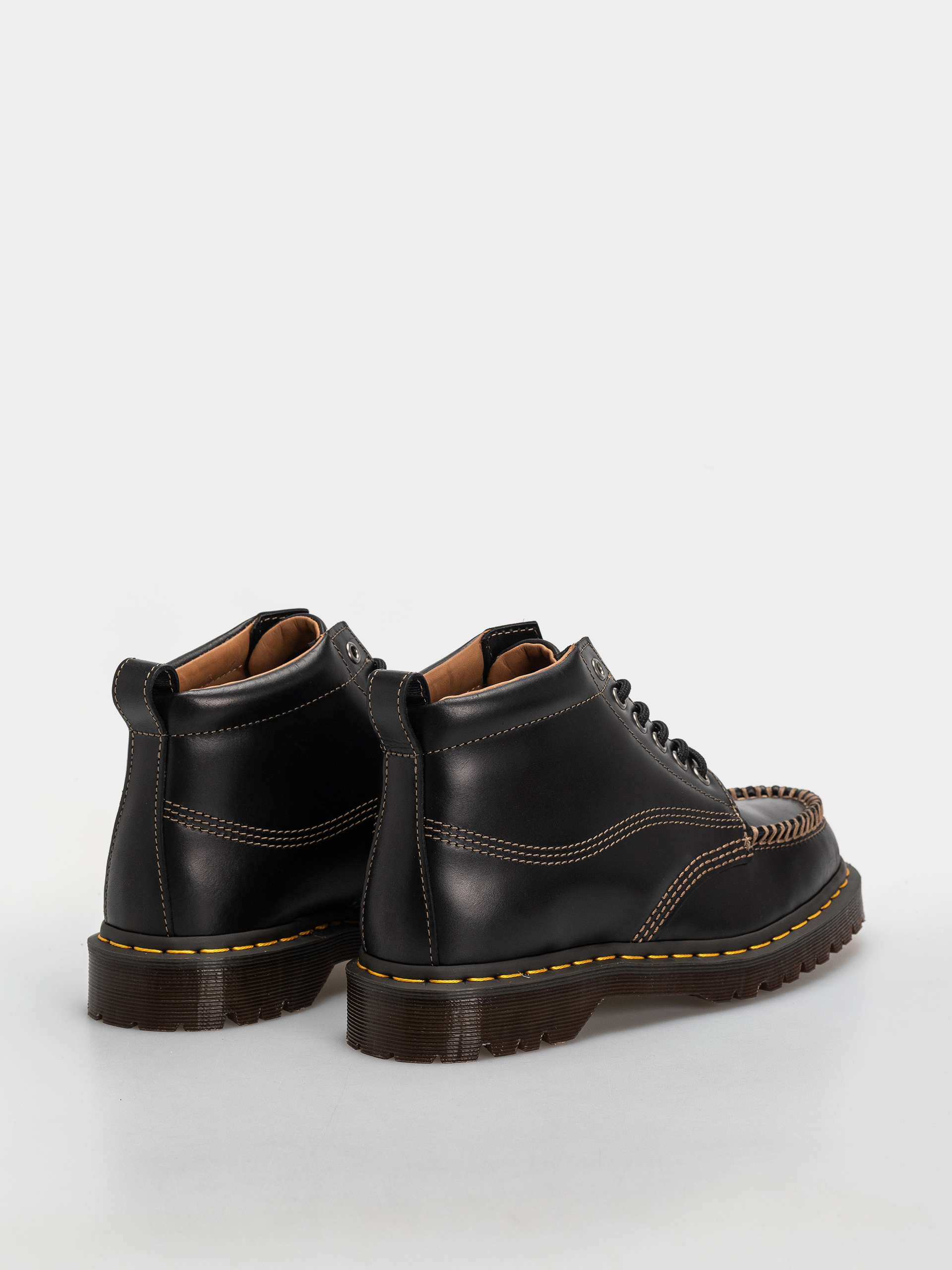Boty Dr. Martens Lowell Chukka (black )