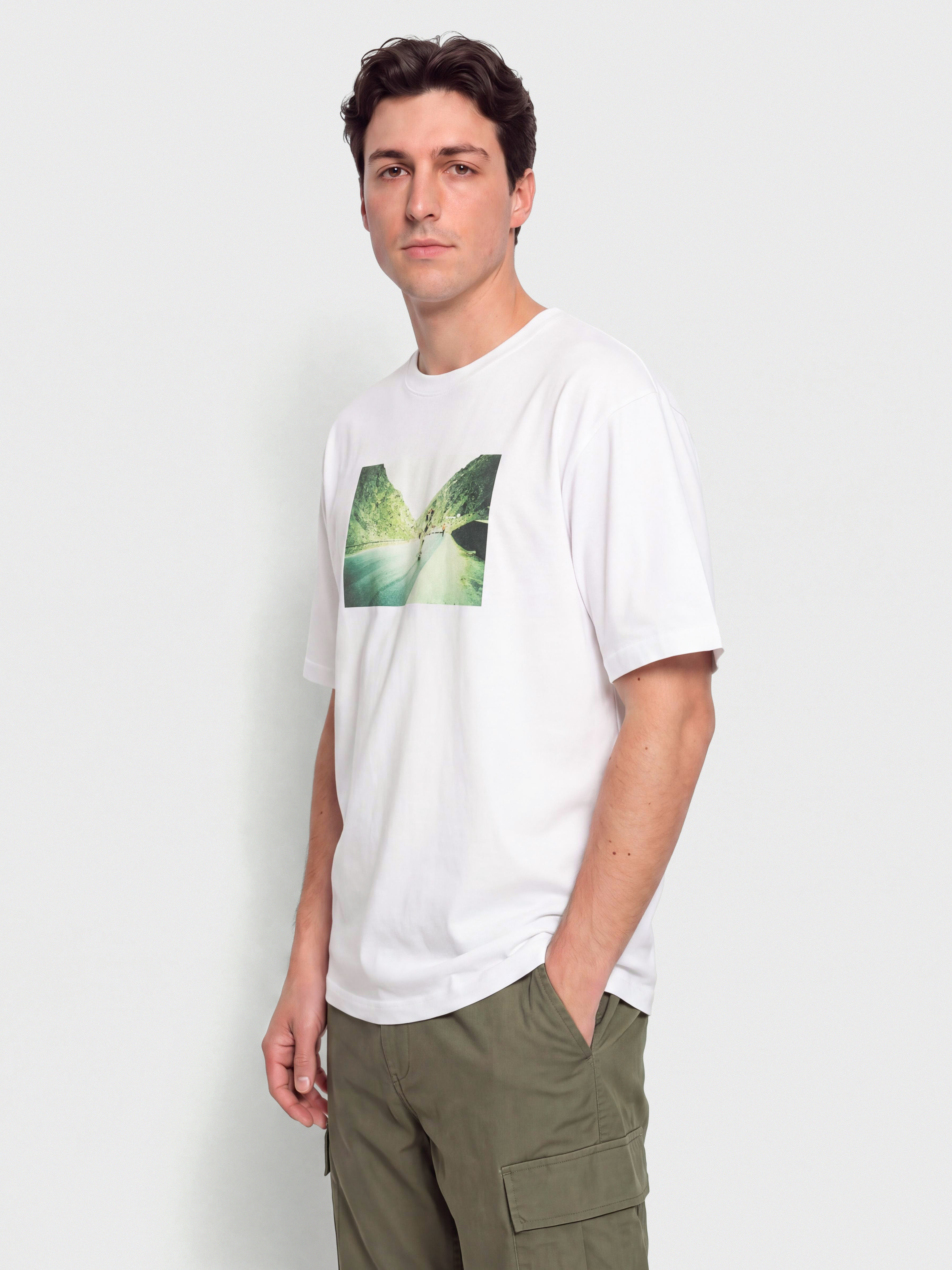 Tričko OBEY Skateistan Photo (white)