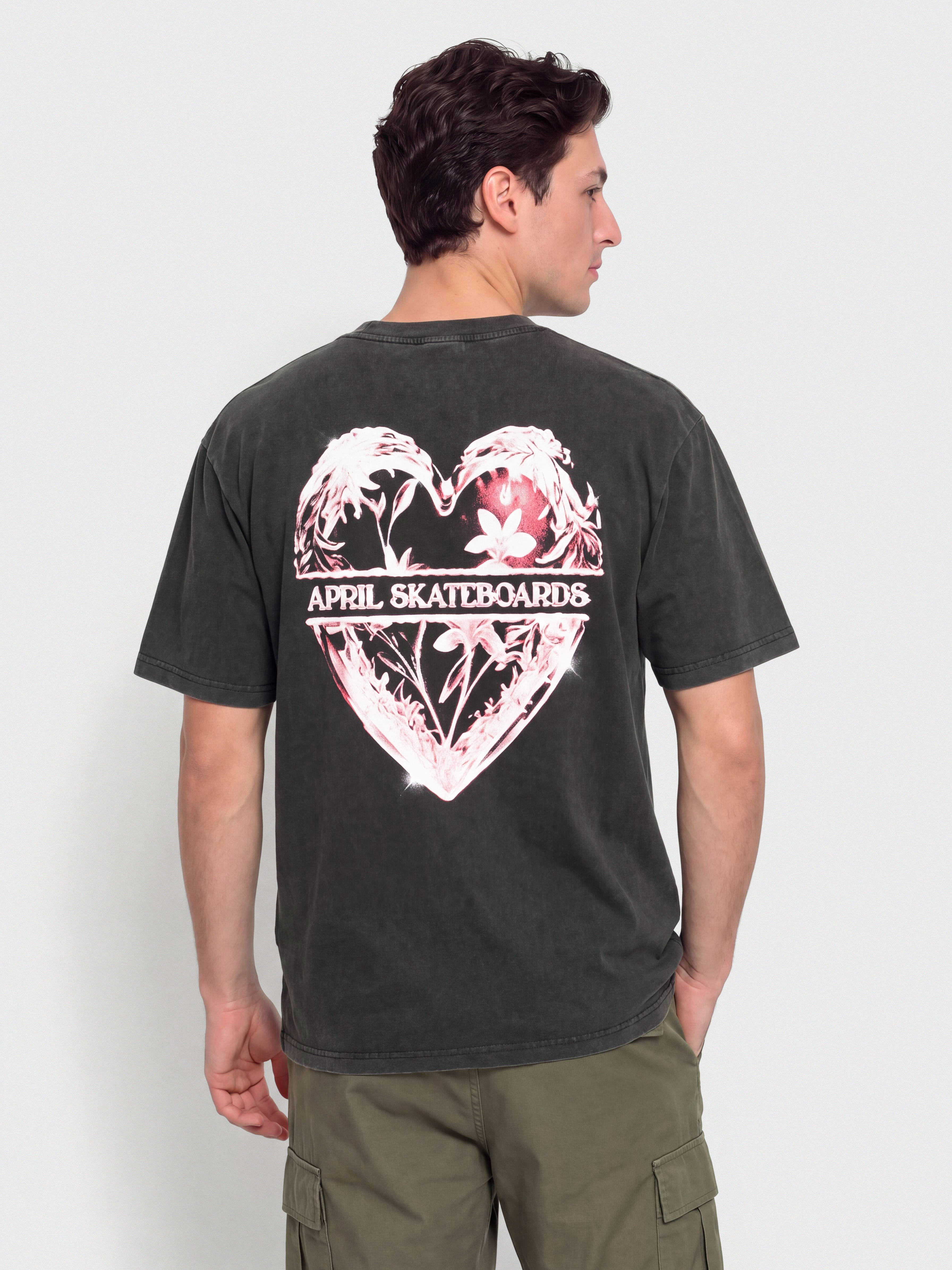 Tričko April Skateboards Heart (vintage black)
