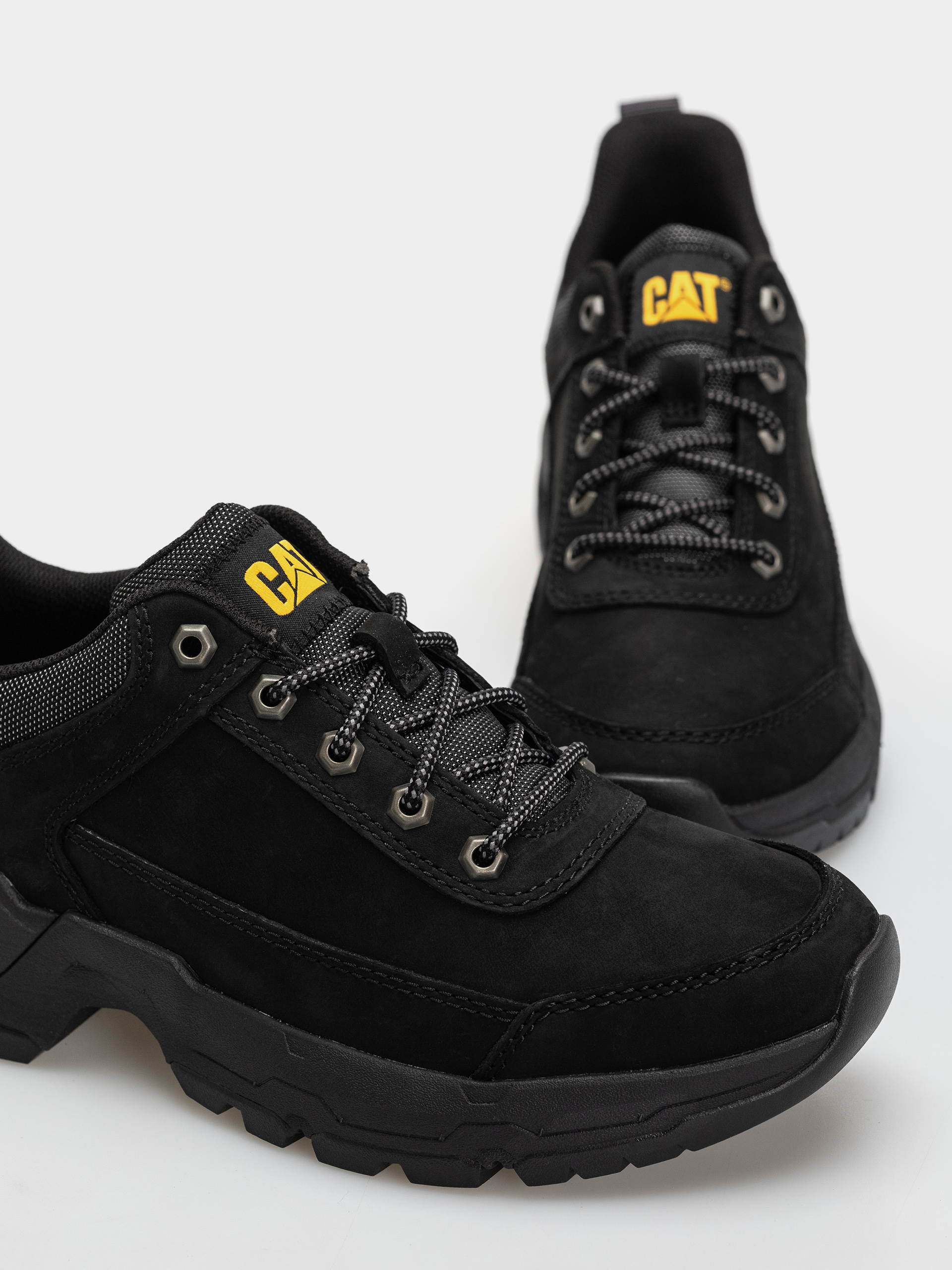 Boty Caterpillar Surge Hiker Lo (black)