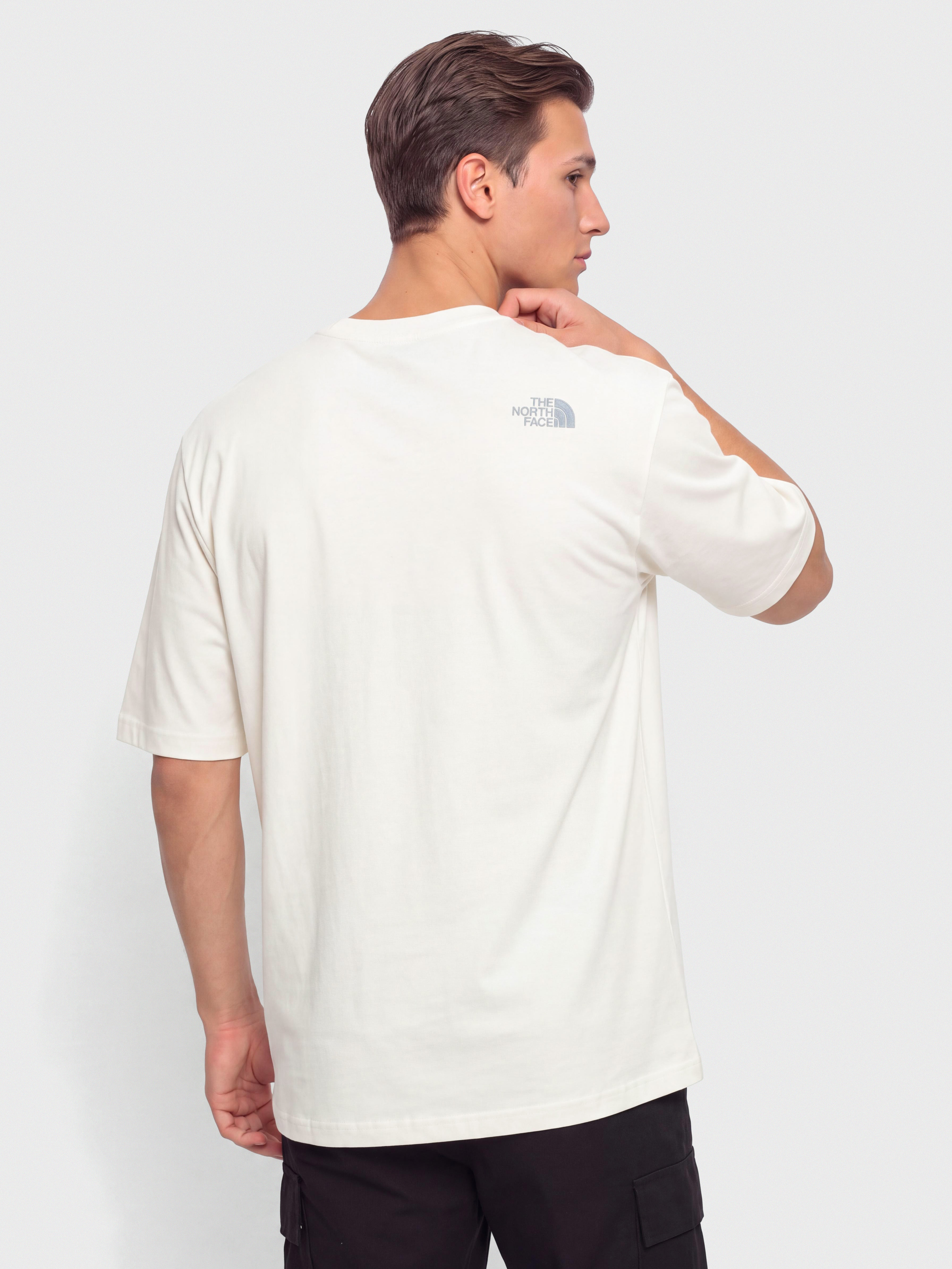 Tričko The North Face Logo Twist Relaxed