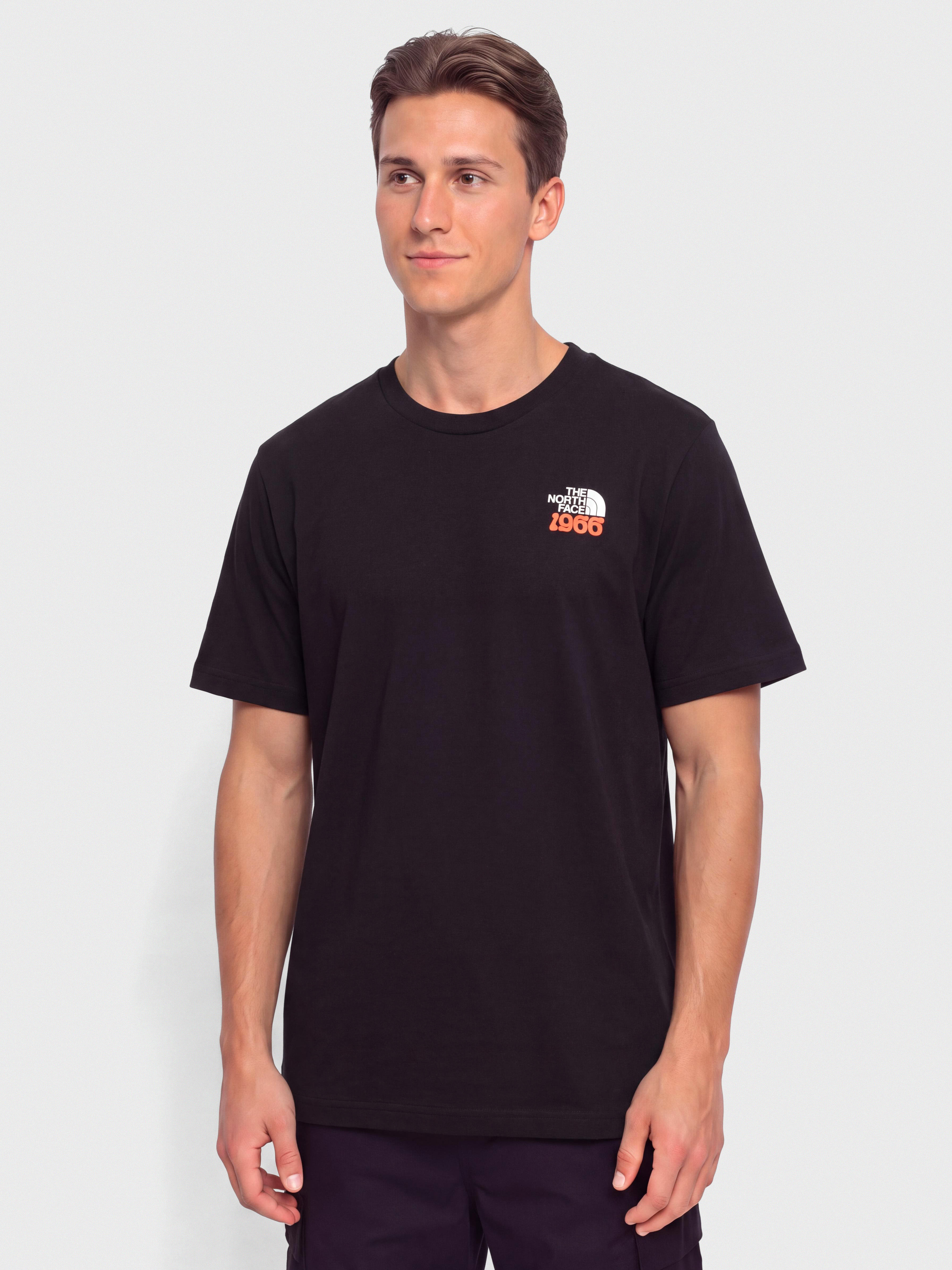 Tričko The North Face Tnf Relaxed (tnf black)