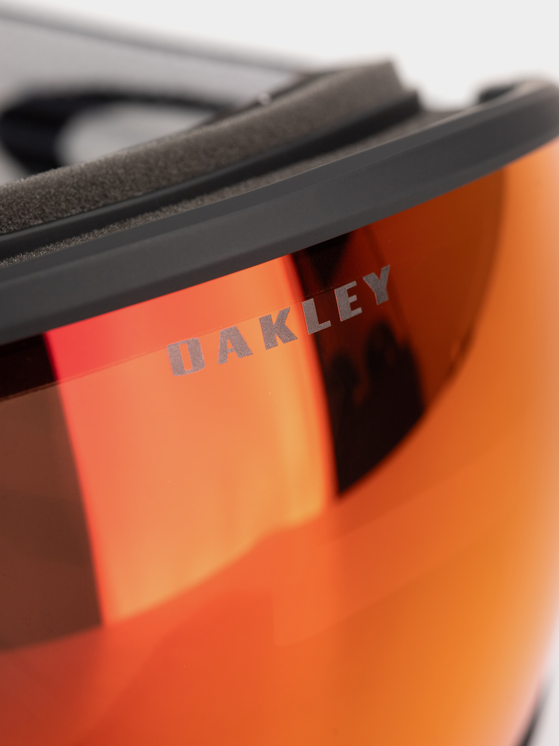 Brýle na snowboard Oakley Flight Tracker M (matte black/prizm snow torch iridium)