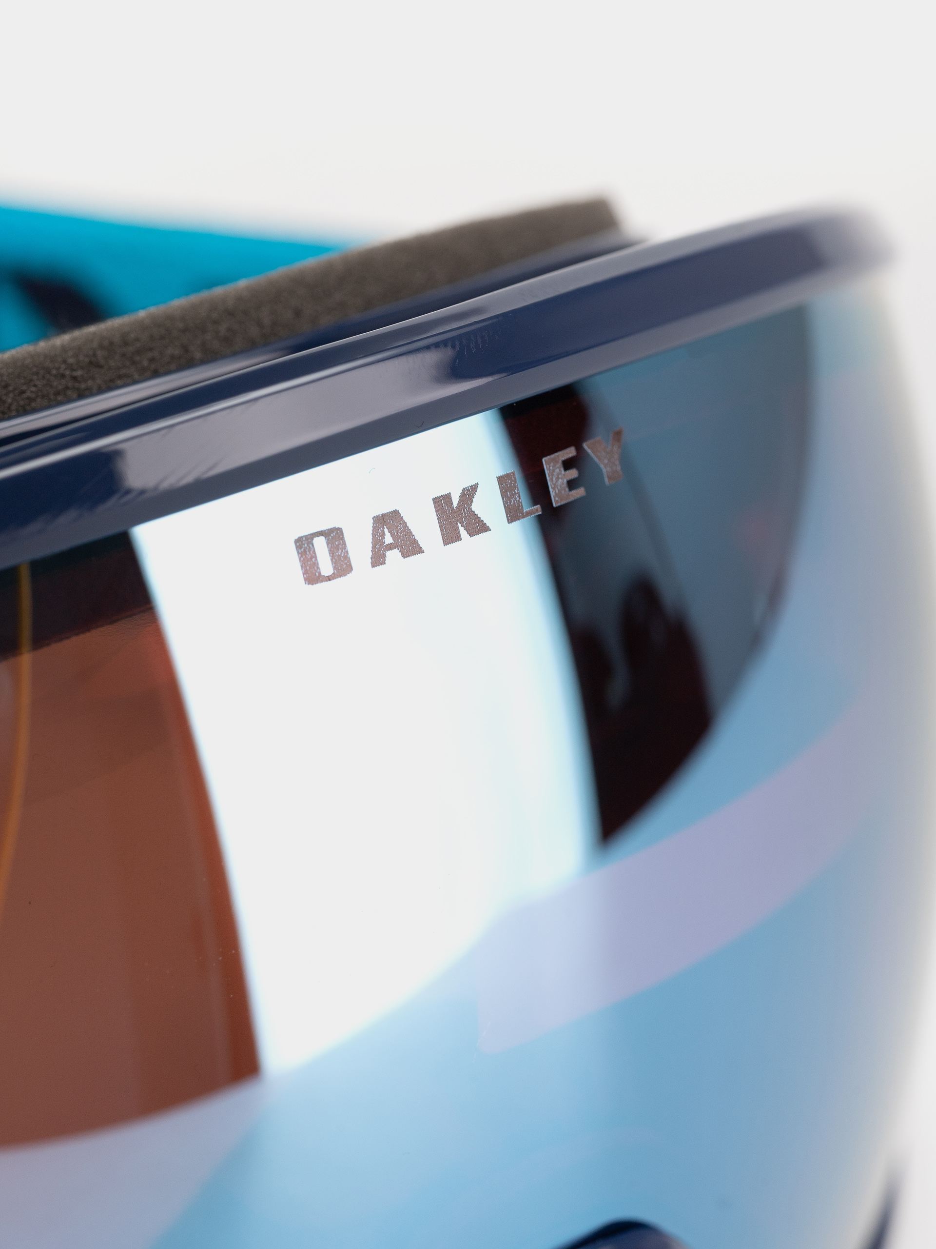 Brýle na snowboard Oakley Flight Tracker M (abyss/prizm snow sappire iridium)