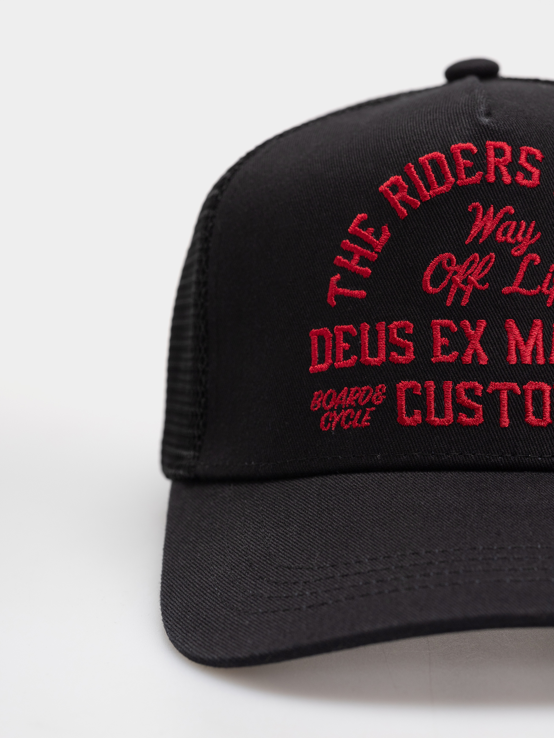 Kšiltovka  Deus Ex Machina Shook Ones Trucker (black)