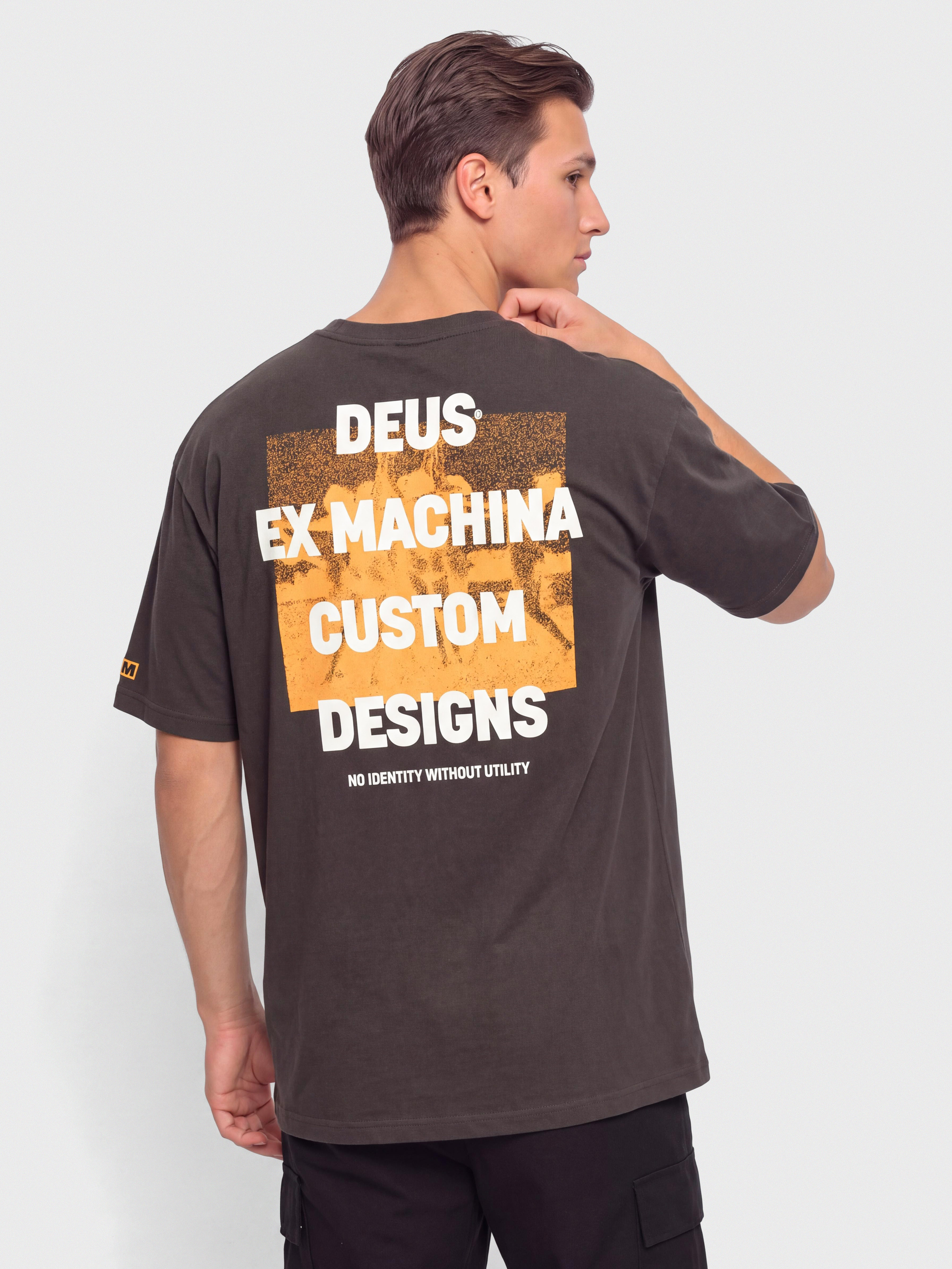 Tričko Deus Ex Machina Utility Os