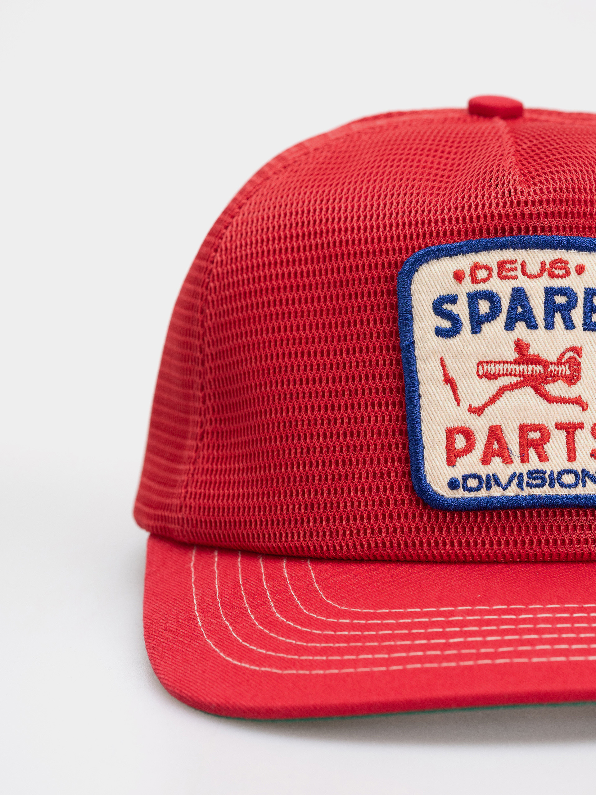 Kšiltovka  Deus Ex Machina Mudflap Trucker (cherry red)