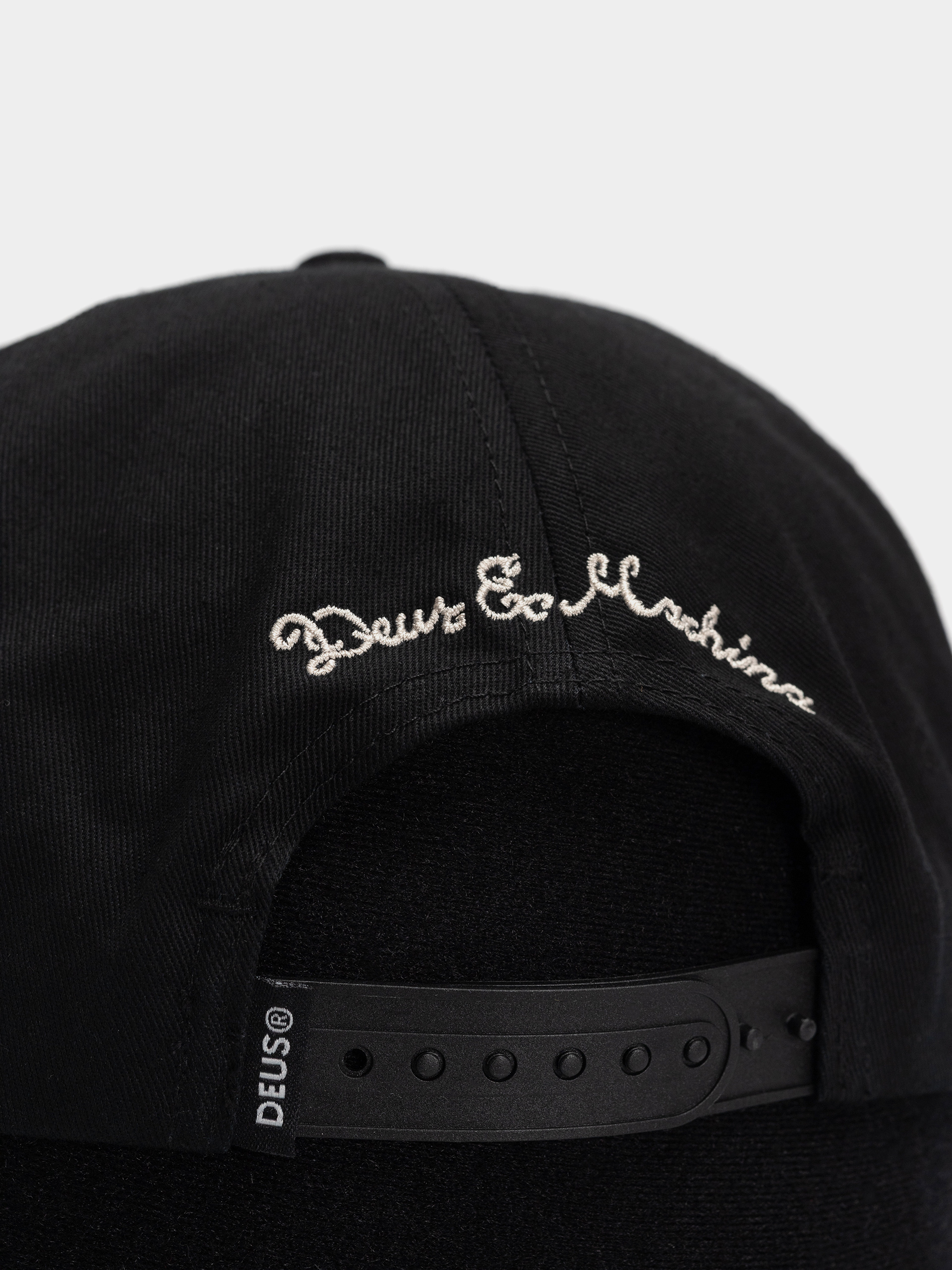 Kšiltovka  Deus Ex Machina Primo (black)