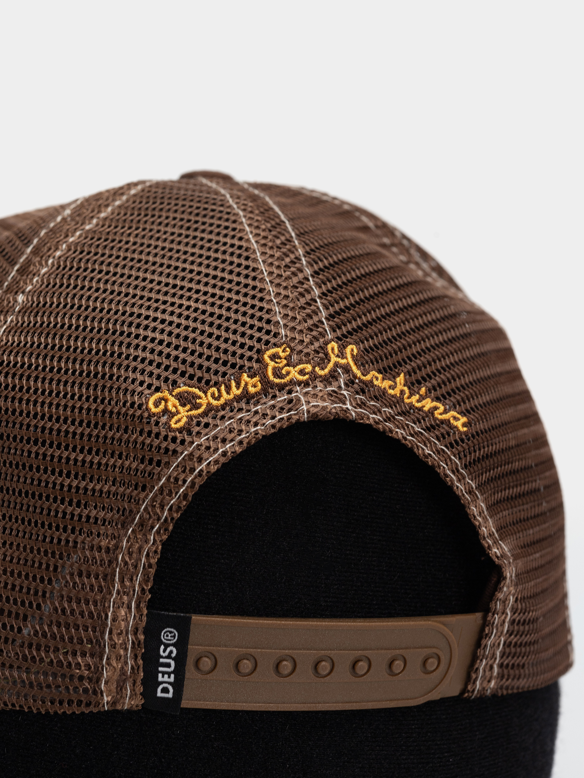 Kšiltovka  Deus Ex Machina Sanchez Trucker (brown)