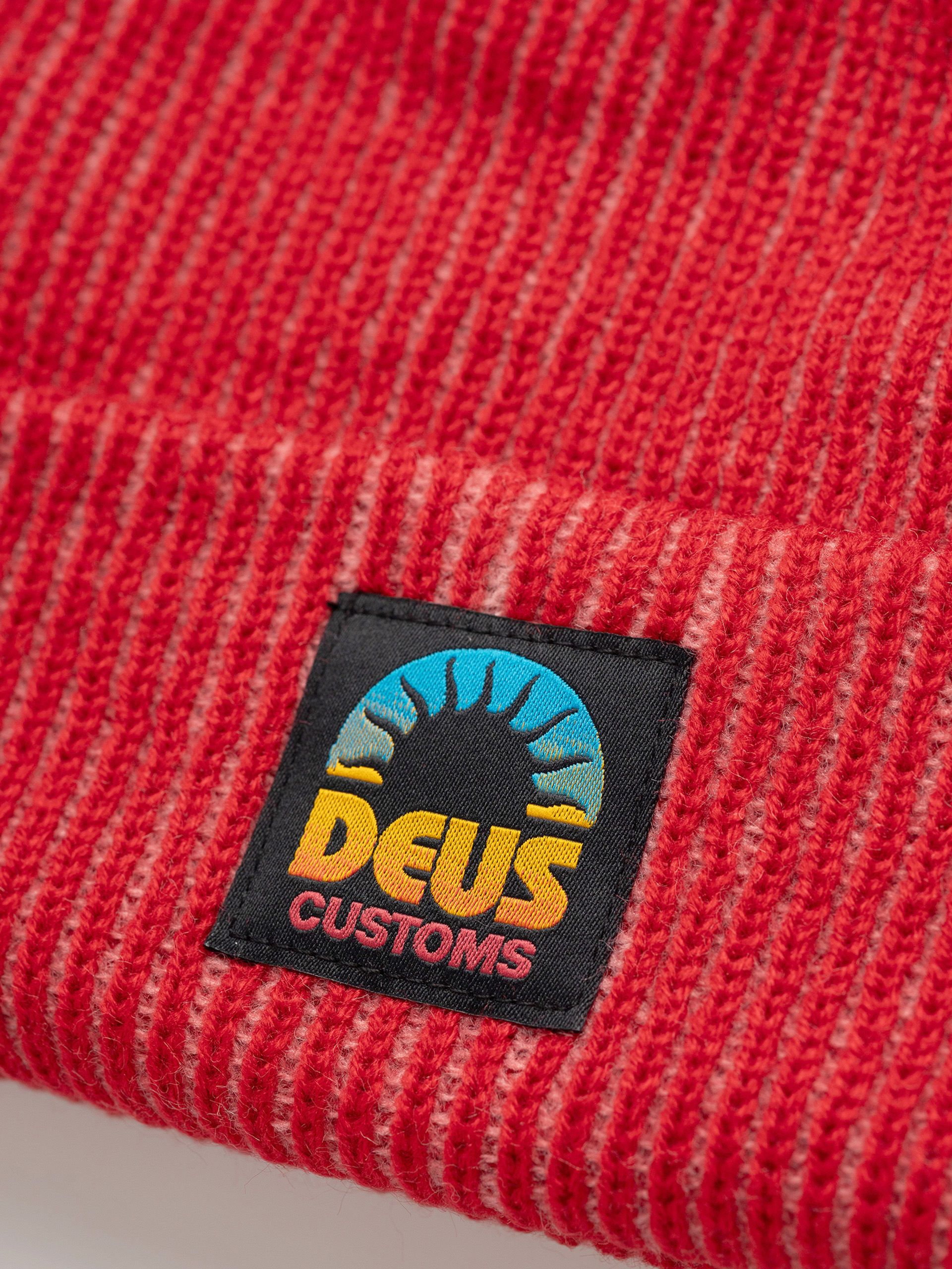 Čepice Deus Ex Machina Melody 2 Tone (cherry red)