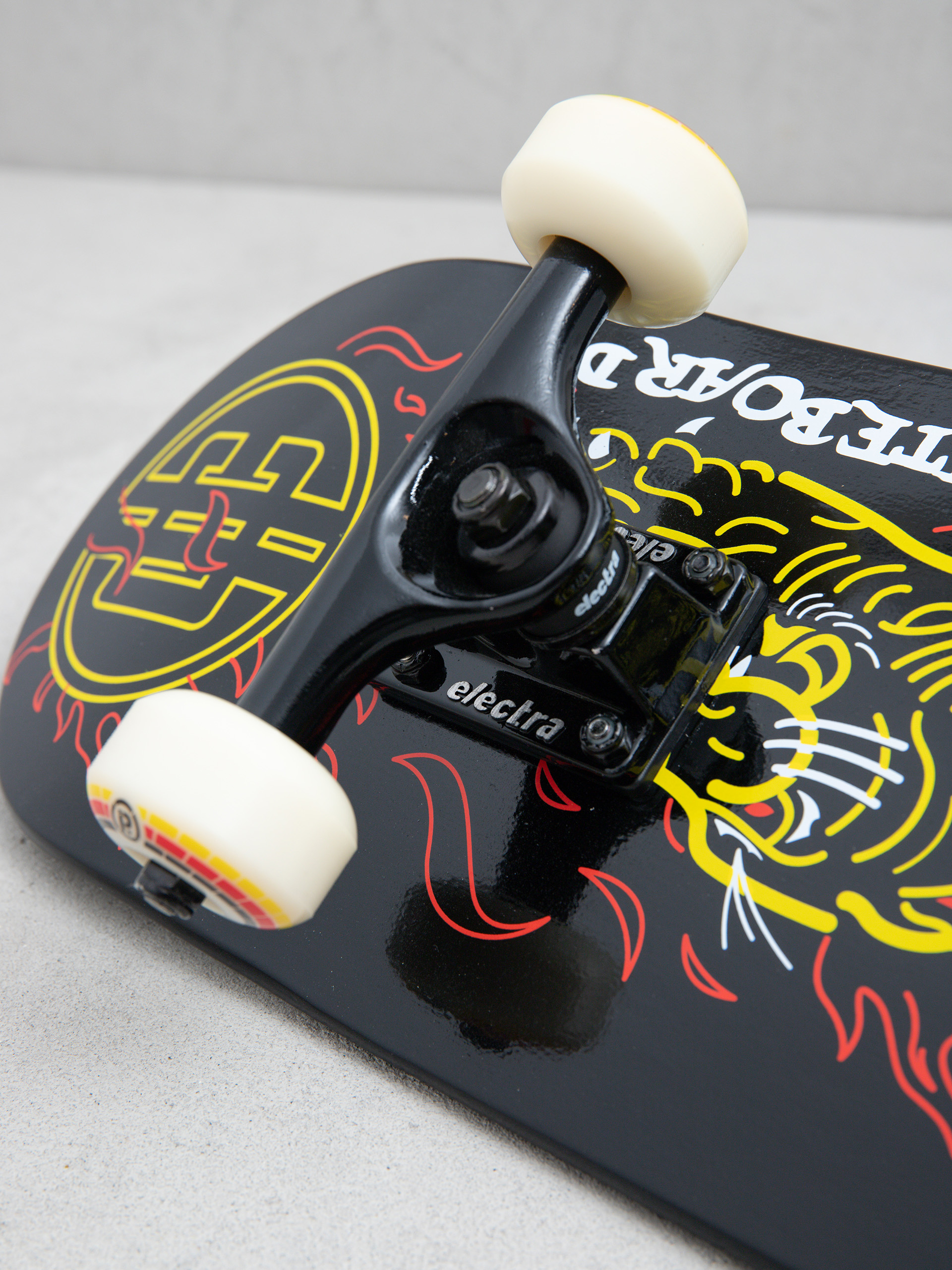 Skateboard Cartel Skateboards Tiger (black)