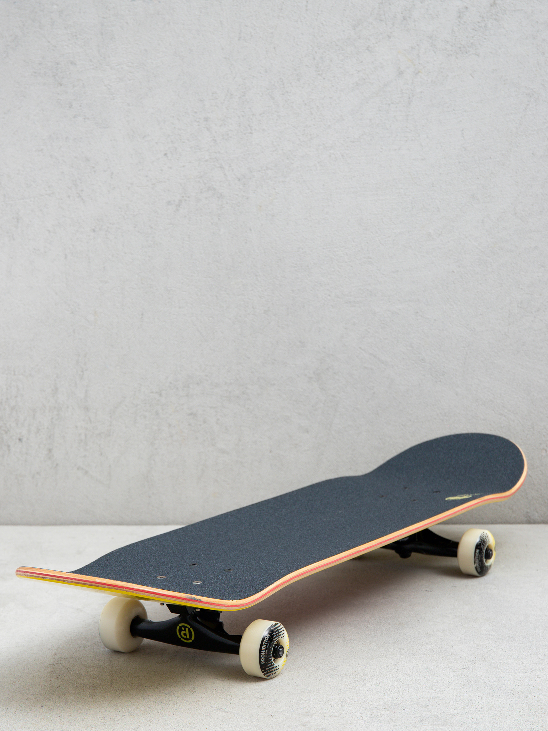 Skateboard Cartel Skateboards Firestarter (yellow)