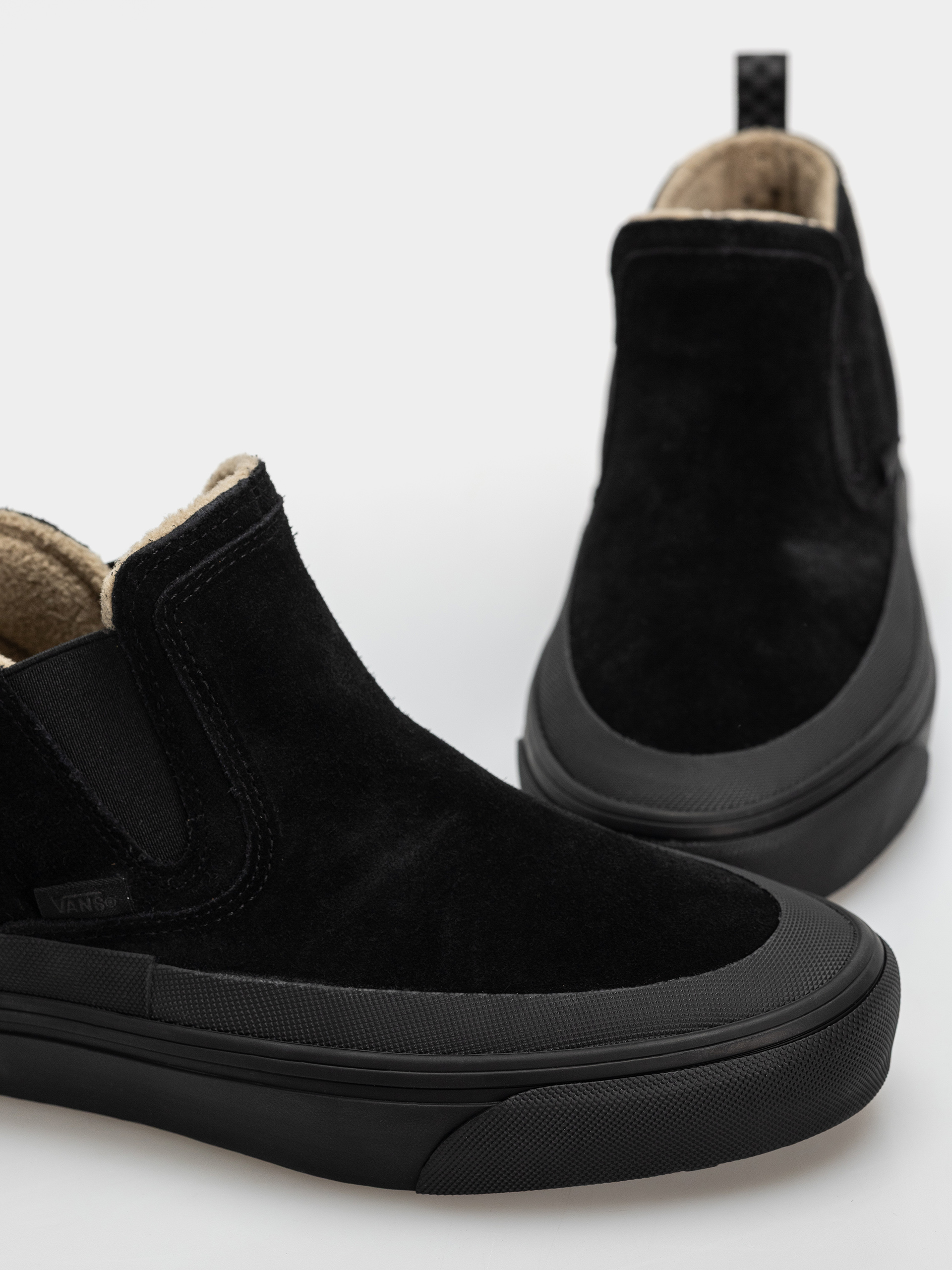Boty Vans Mid Slip Insulated (black)