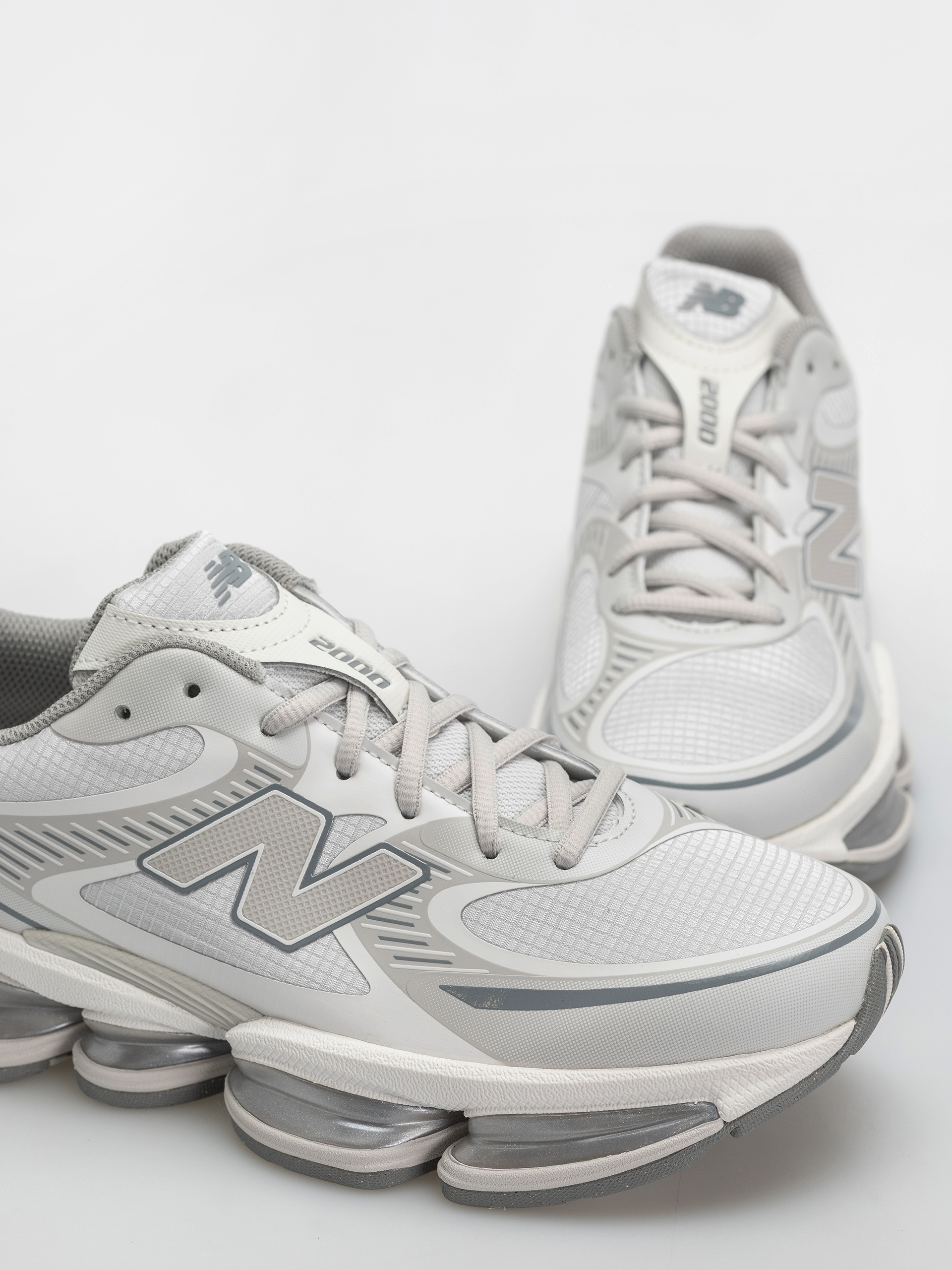 Boty New Balance 2000 (reflection/grey matter/slate grey)
