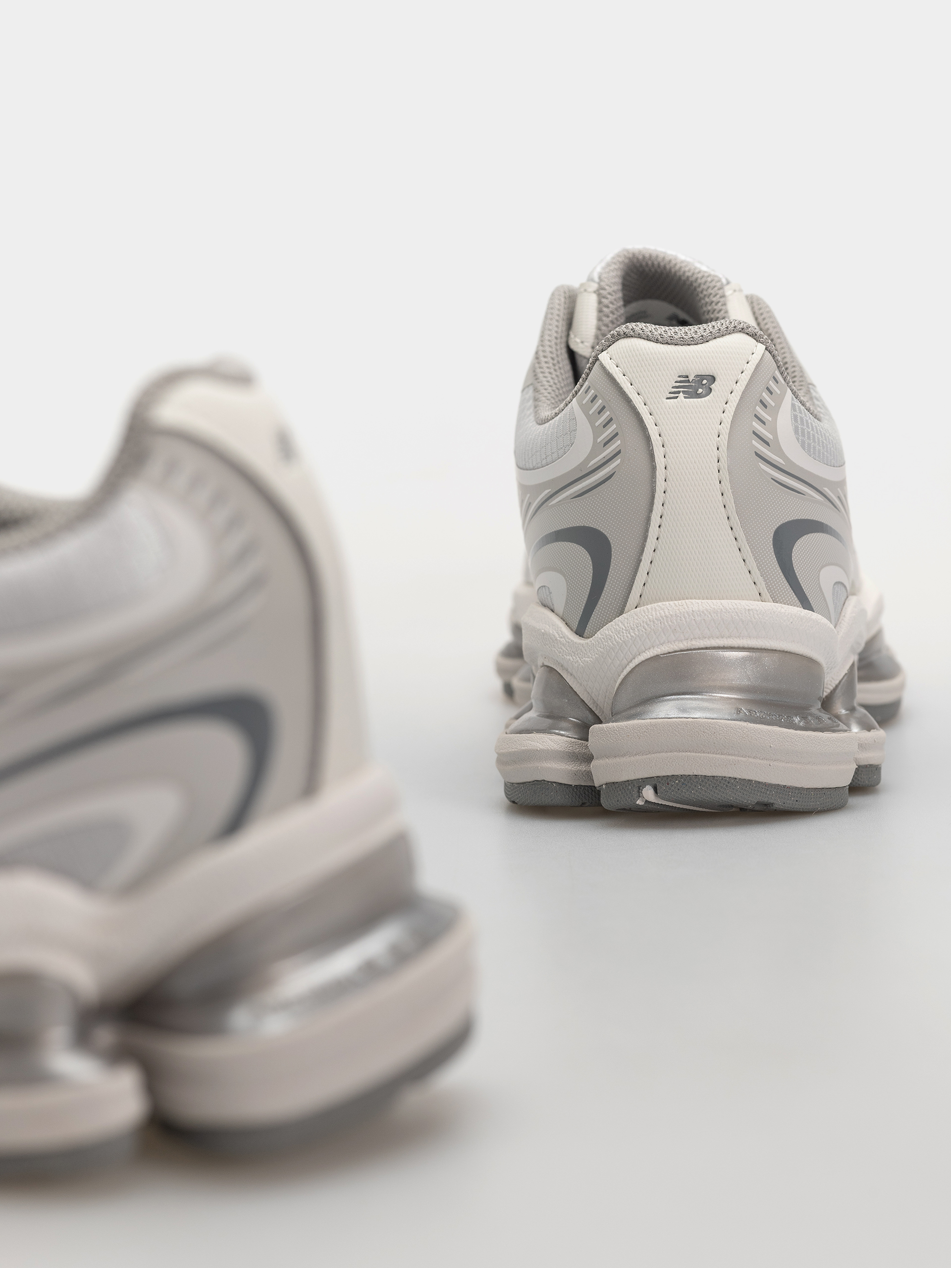 Boty New Balance 2000 (reflection/grey matter/slate grey)