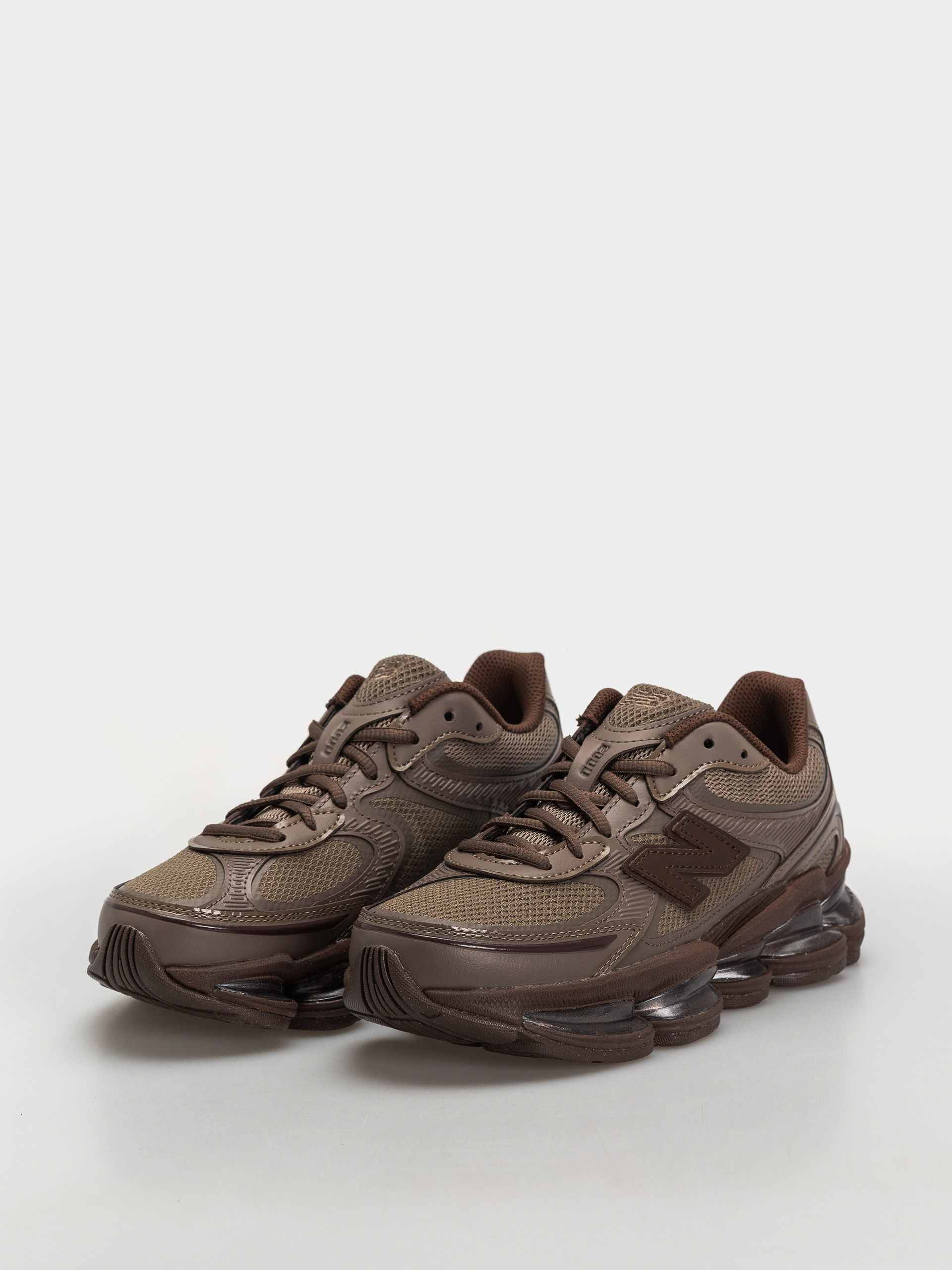 Boty New Balance 2000 (thunder brown/pumpernickel)