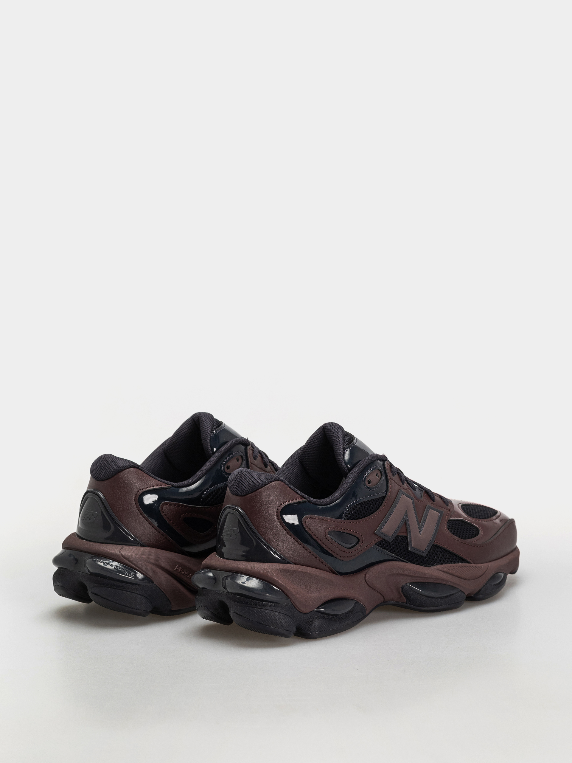 Boty New Balance 983 (cherry leather/dark night)
