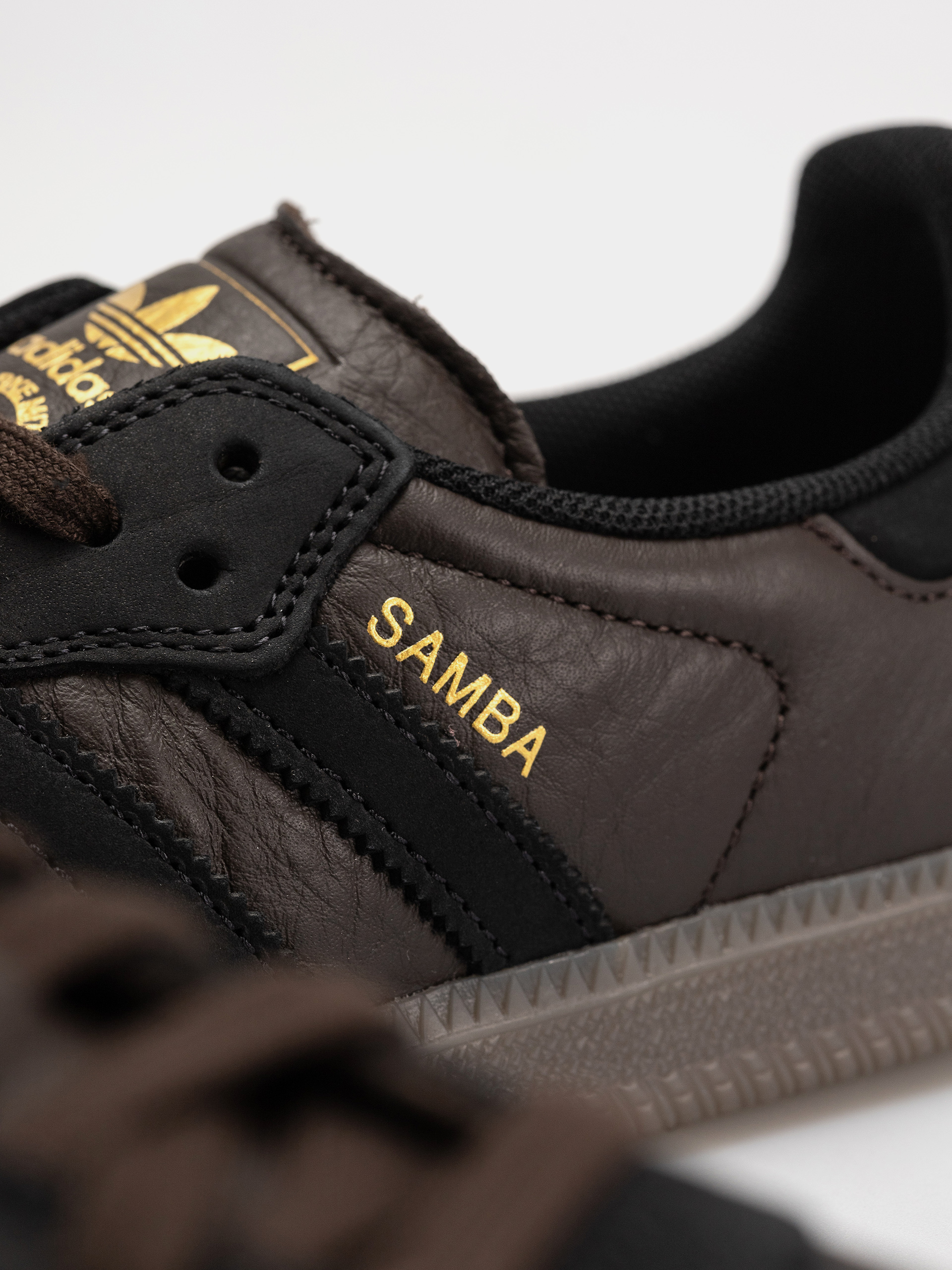 Boty adidas Samba Adv (dbrown/cblack/gum5)