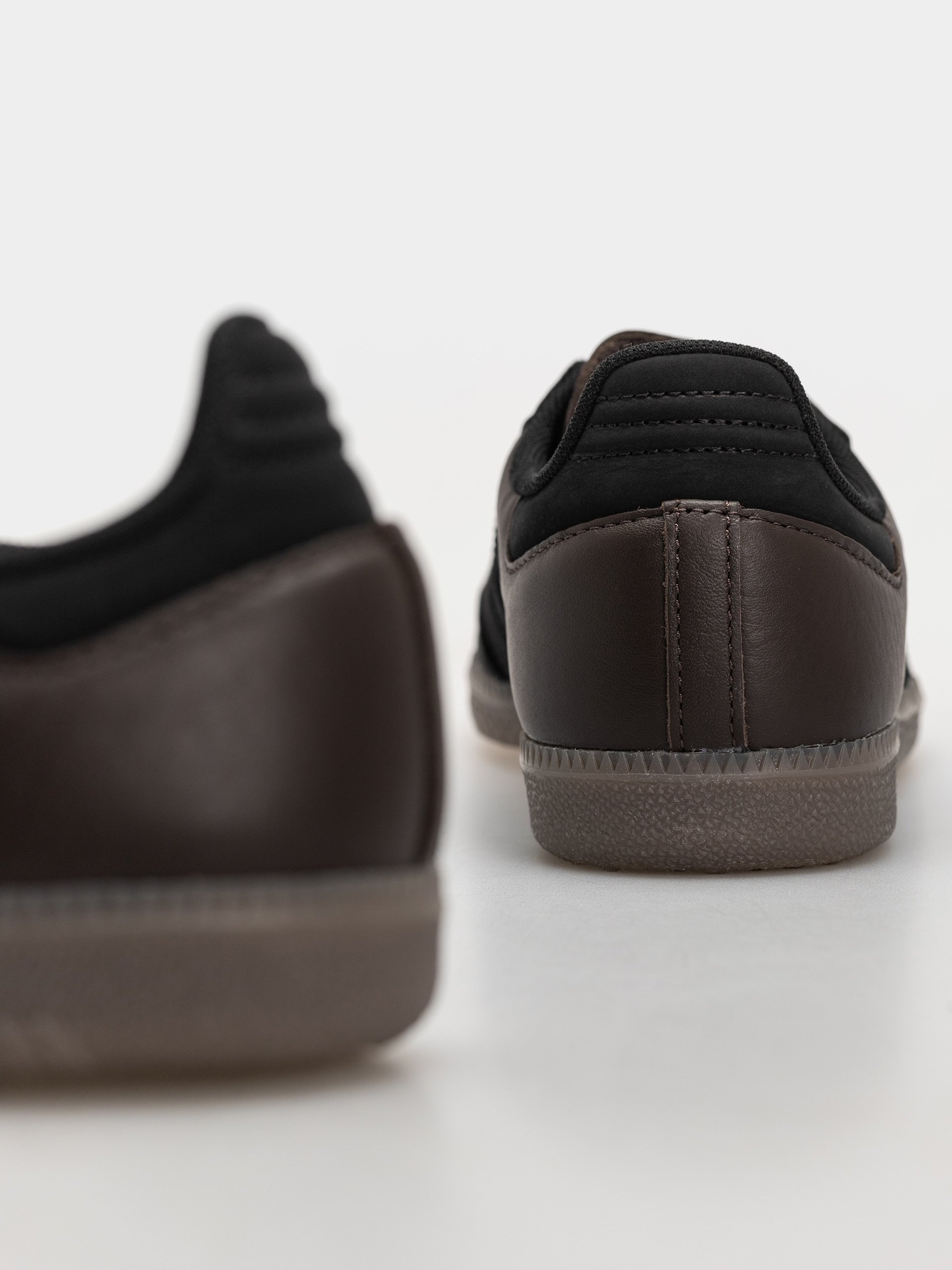 Boty adidas Samba Adv (dbrown/cblack/gum5)