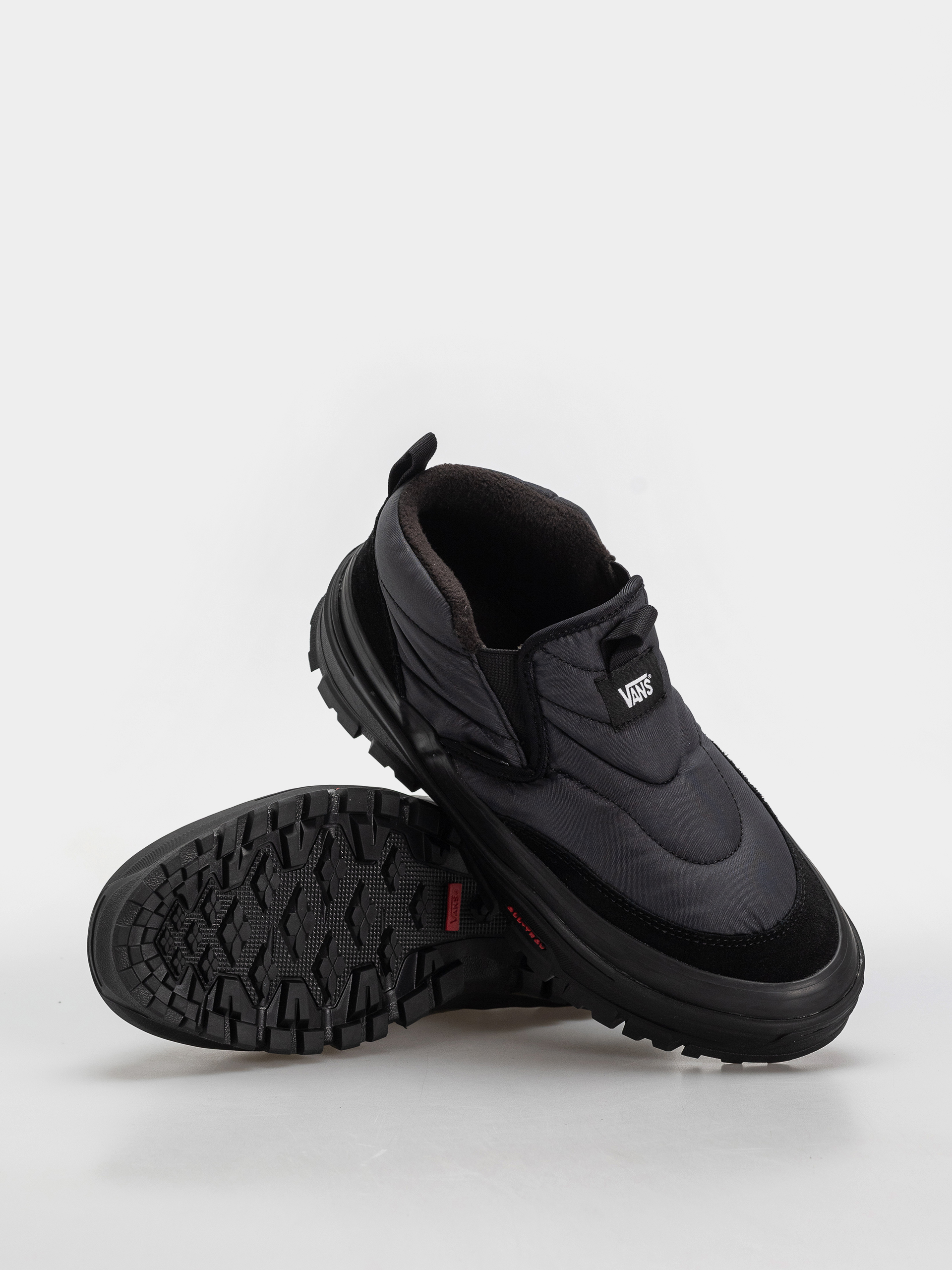 Boty Vans Mid Slip Puff (black/black)