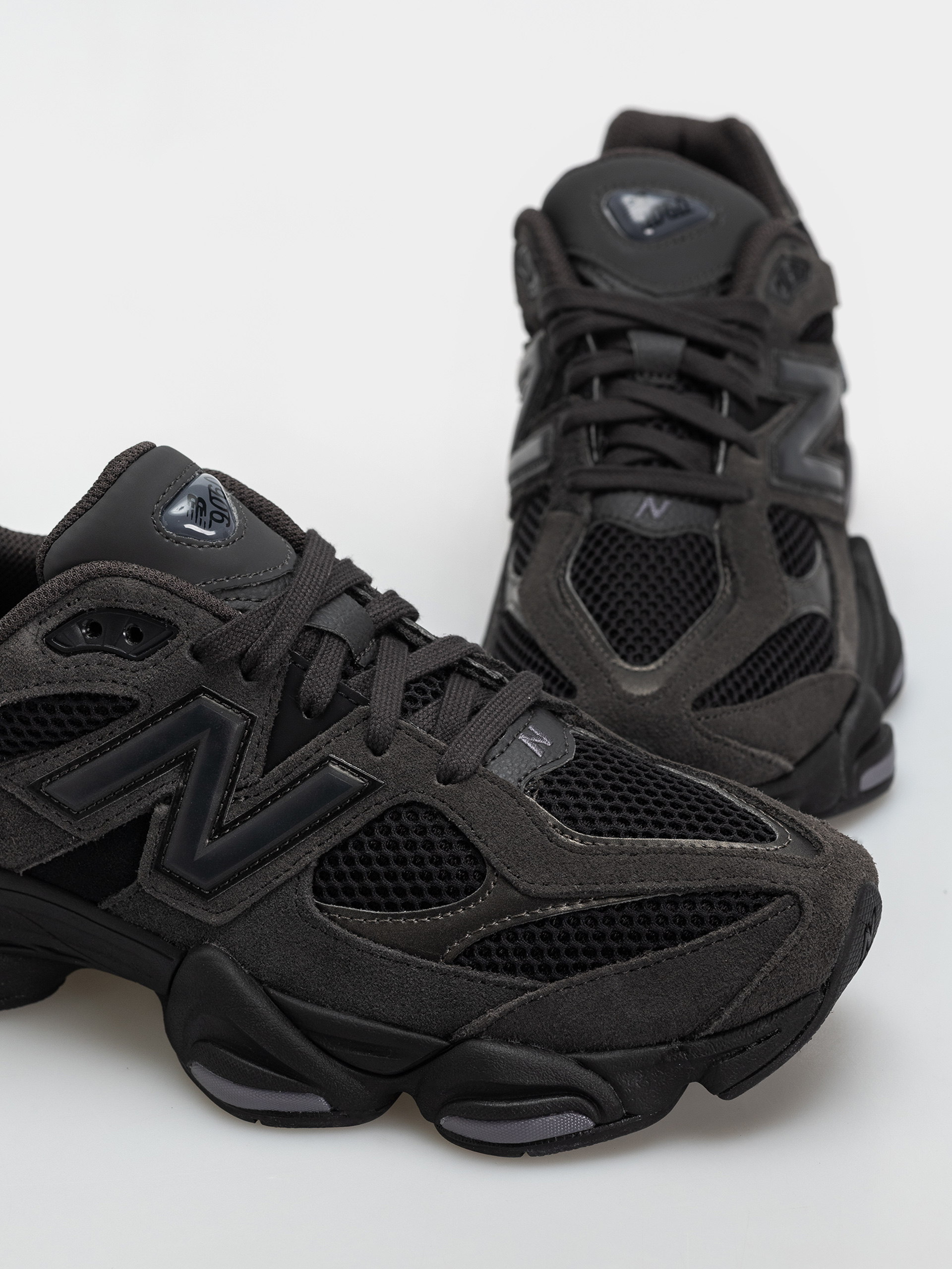 Boty New Balance 9060 (black/neptune grey)