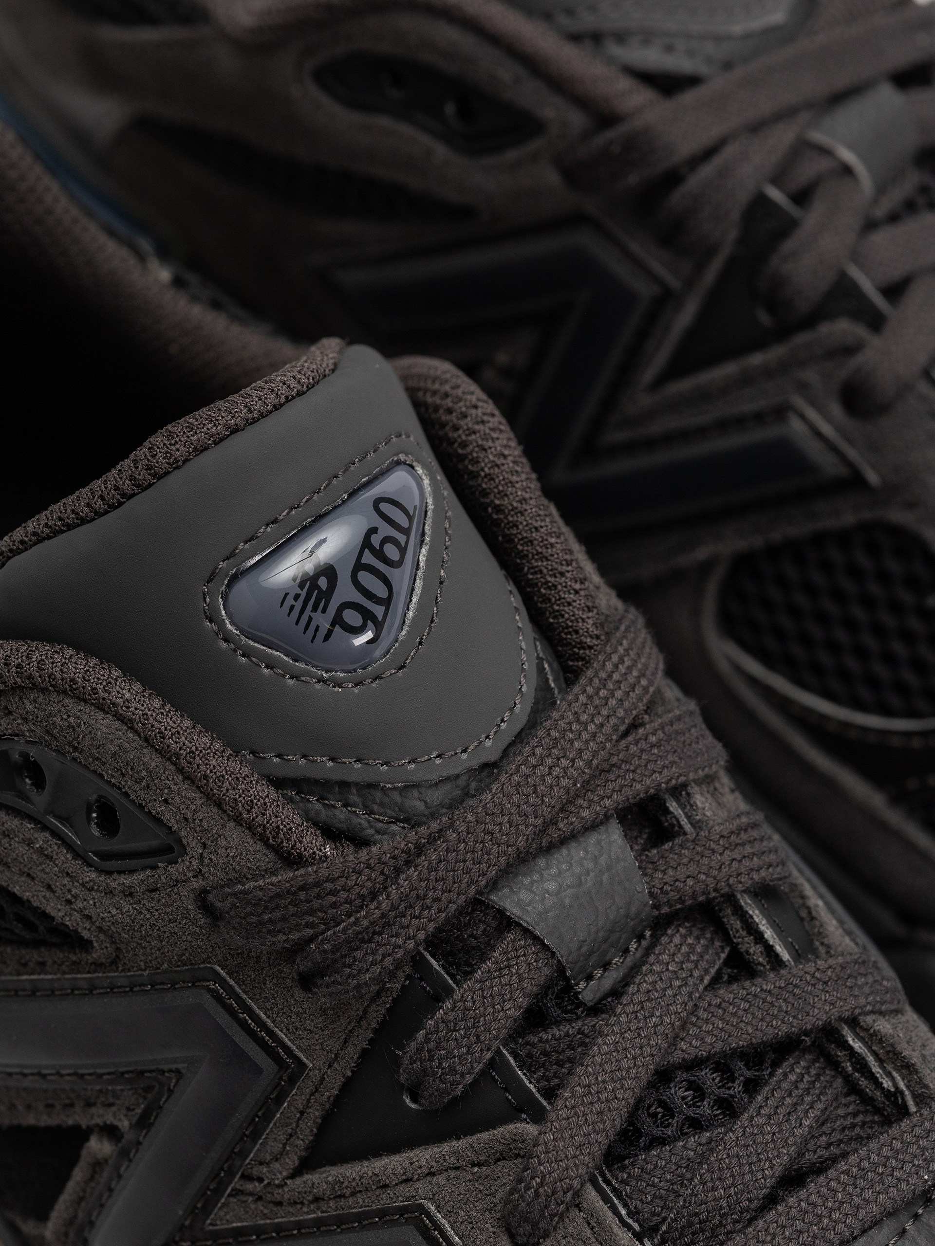 Boty New Balance 9060 (black/neptune grey)