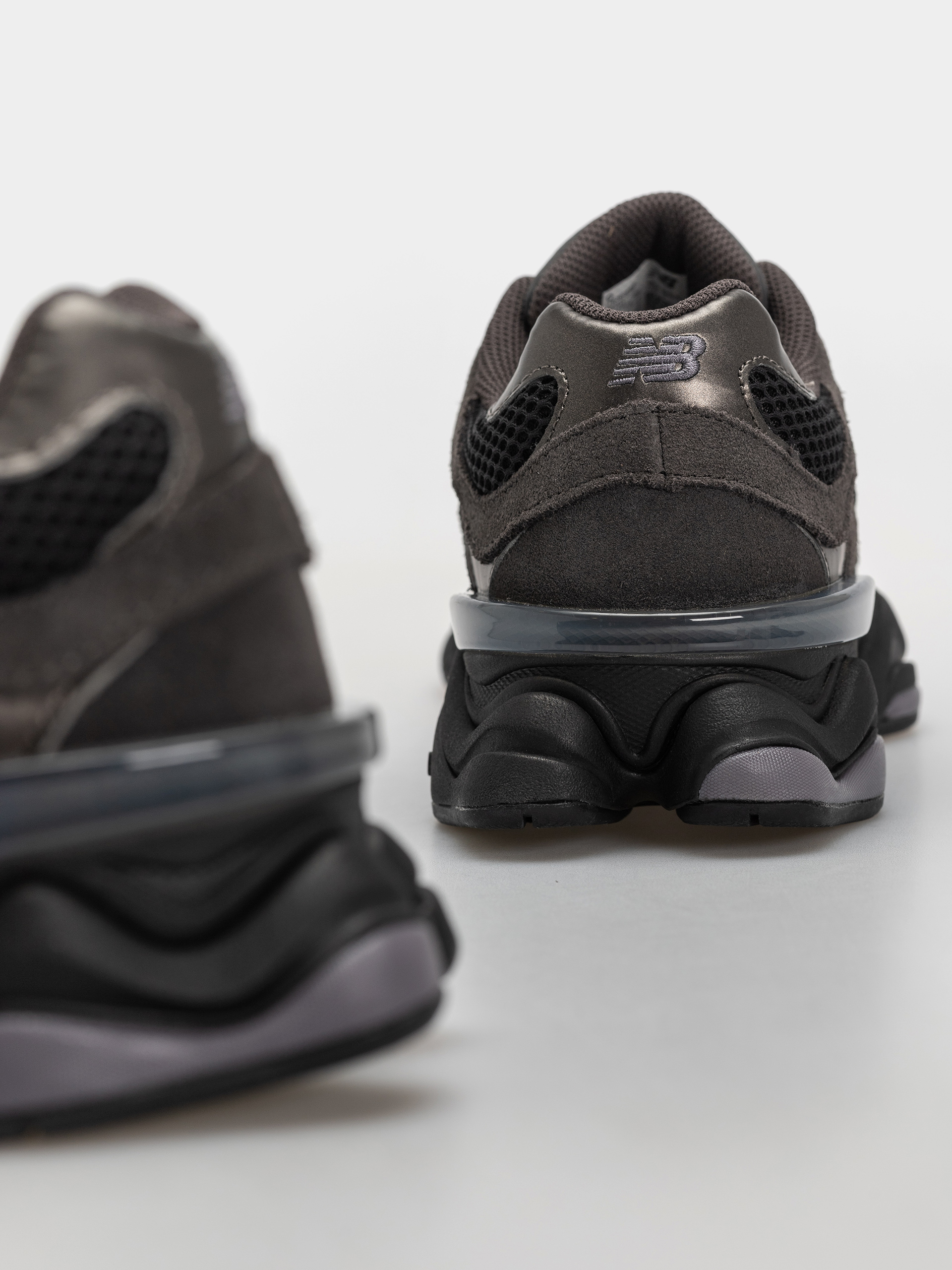 Boty New Balance 9060 (black/neptune grey)