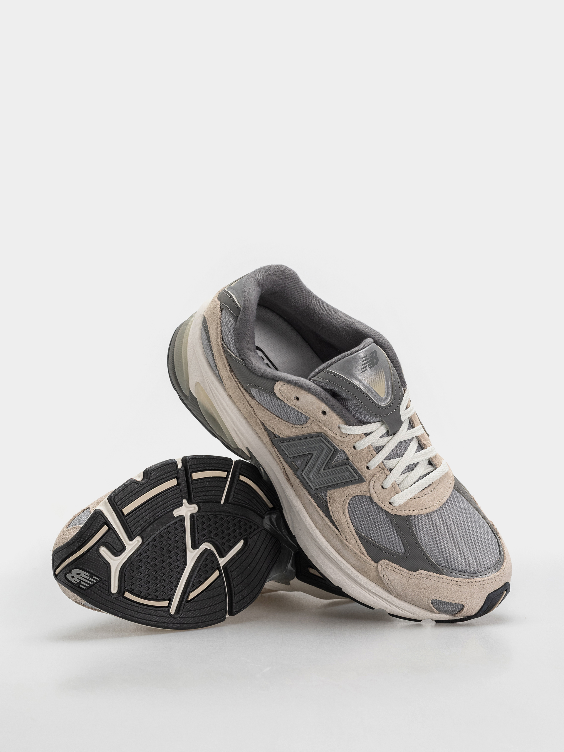 Boty New Balance 2010 (timberwolf/harbor grey)
