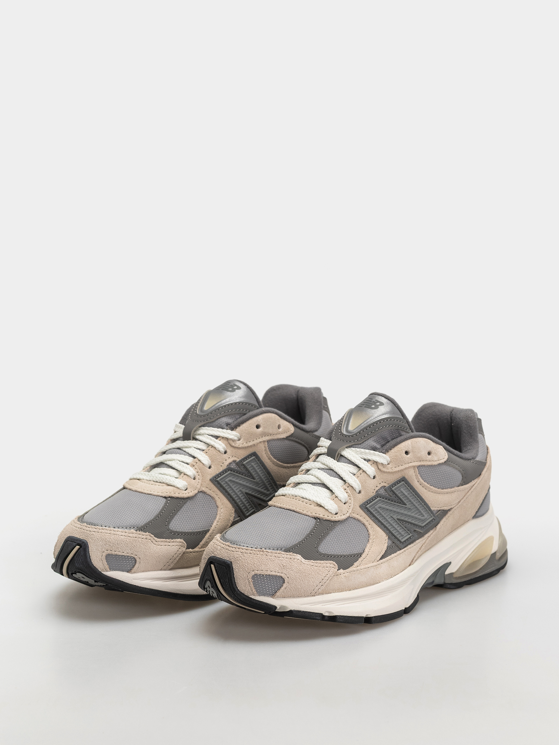 Boty New Balance 2010 (timberwolf/harbor grey)