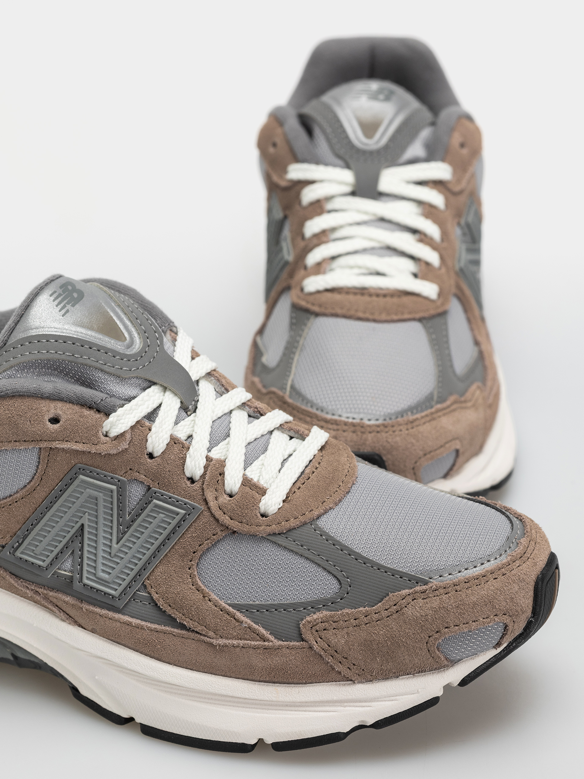 Boty New Balance 2010 (mushroom/harbor grey)