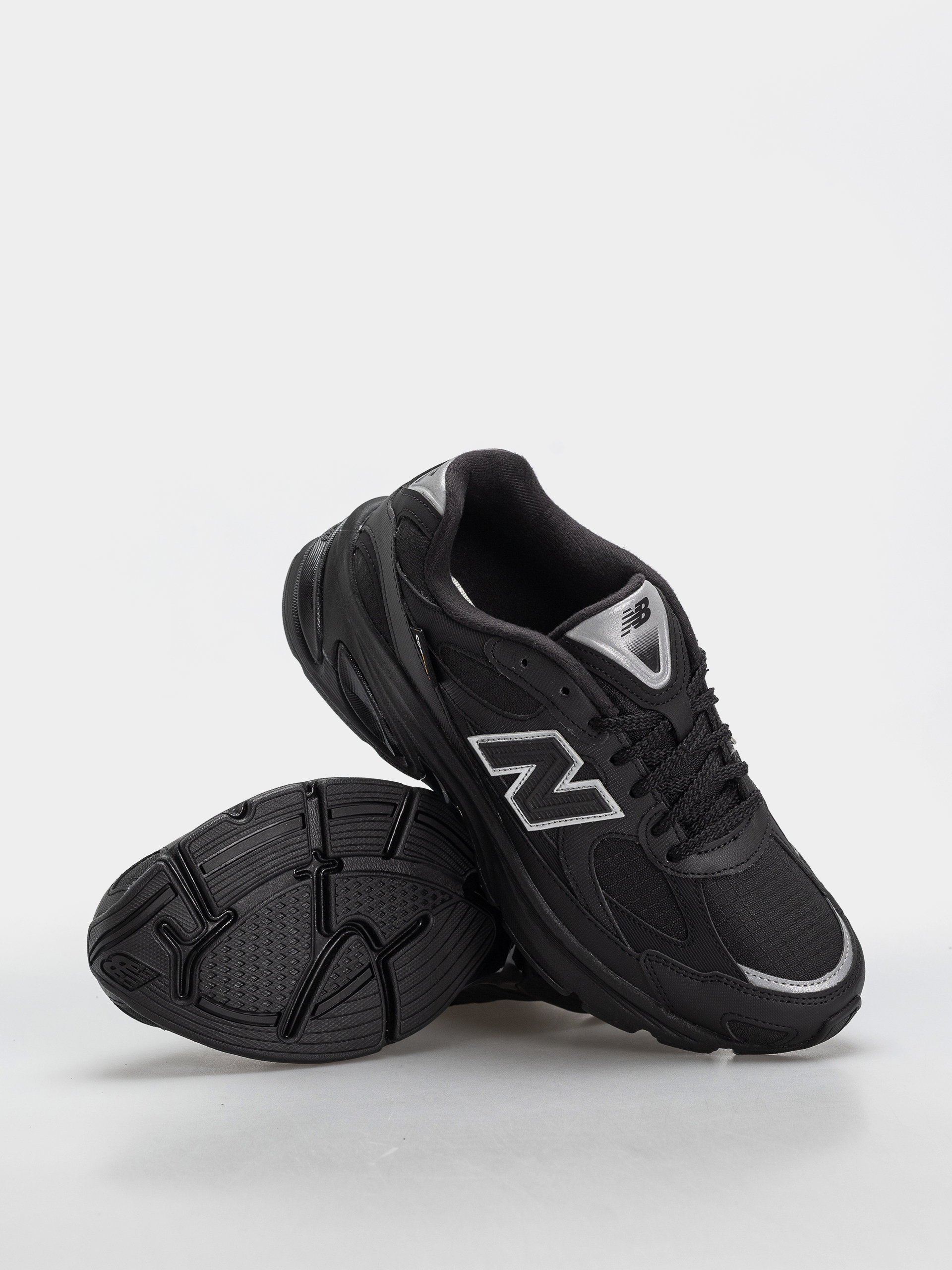 Boty New Balance 2010 (black/black)