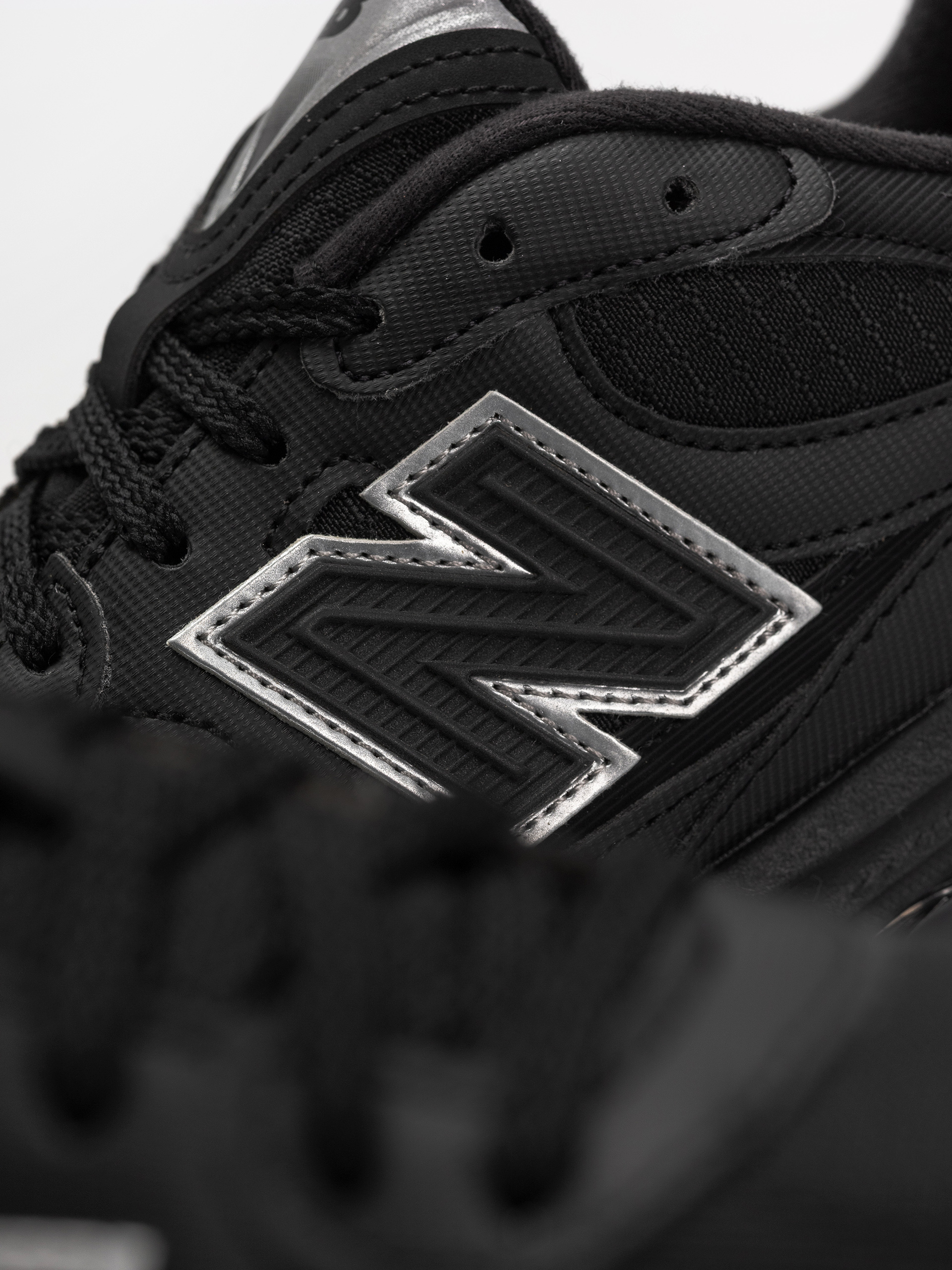 Boty New Balance 2010 (black/black)
