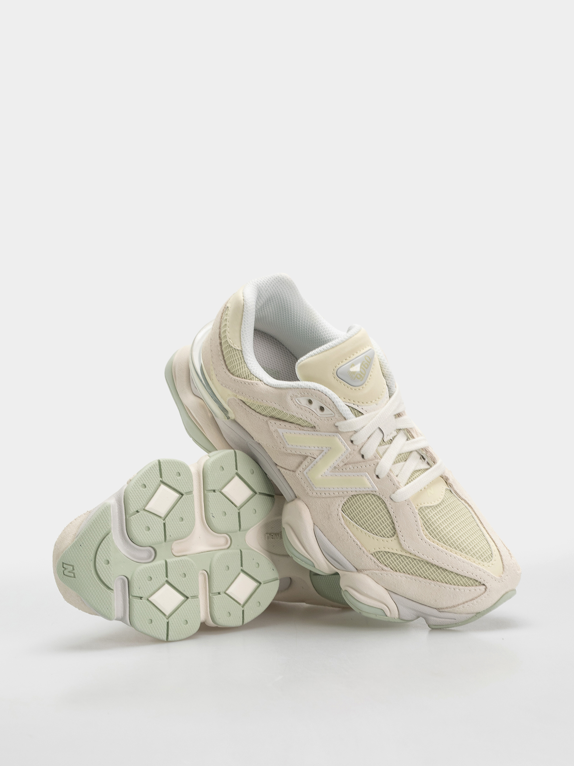 Boty New Balance 9060 (pistachio butter/angora)