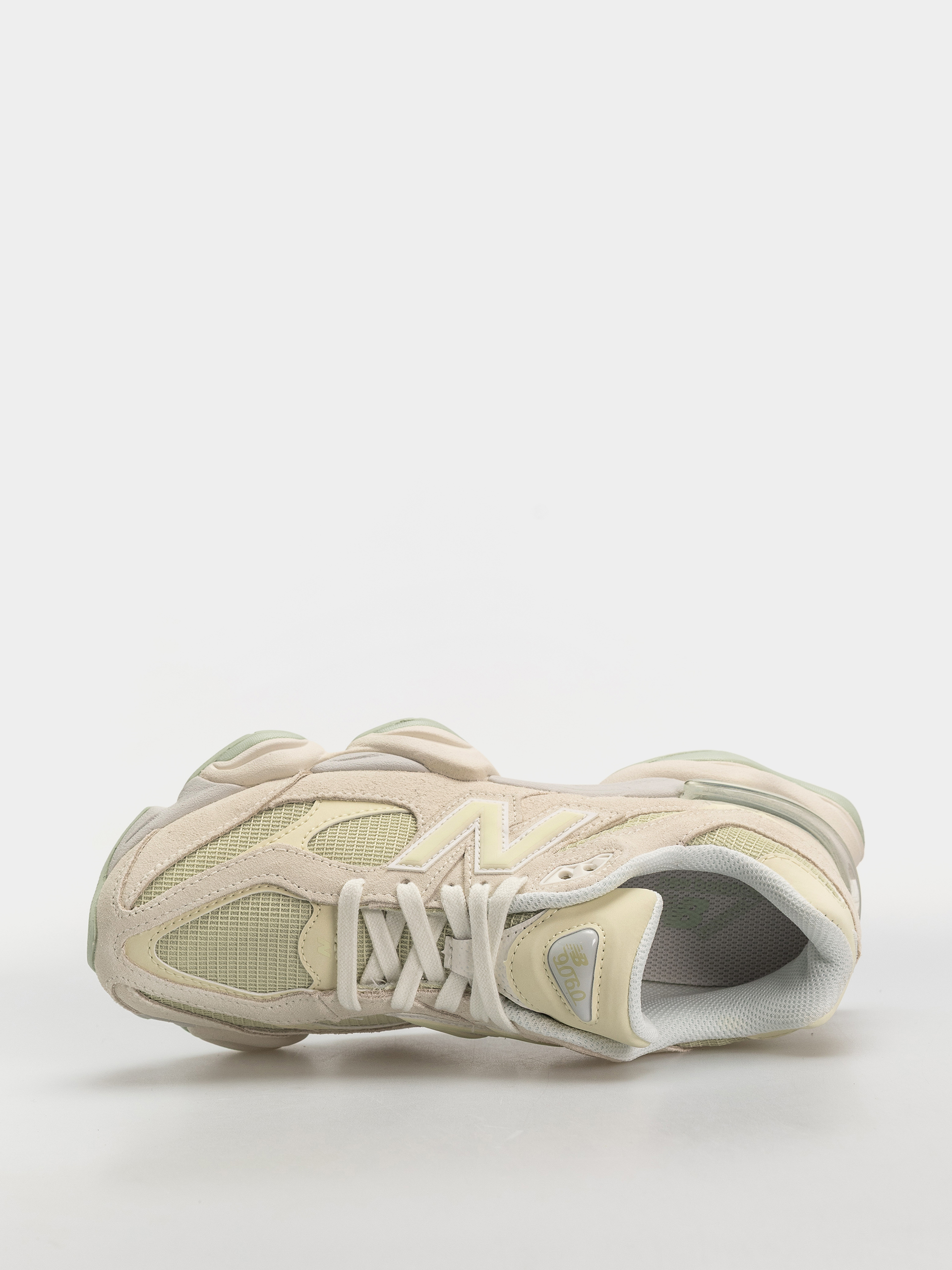 Boty New Balance 9060 (pistachio butter/angora)
