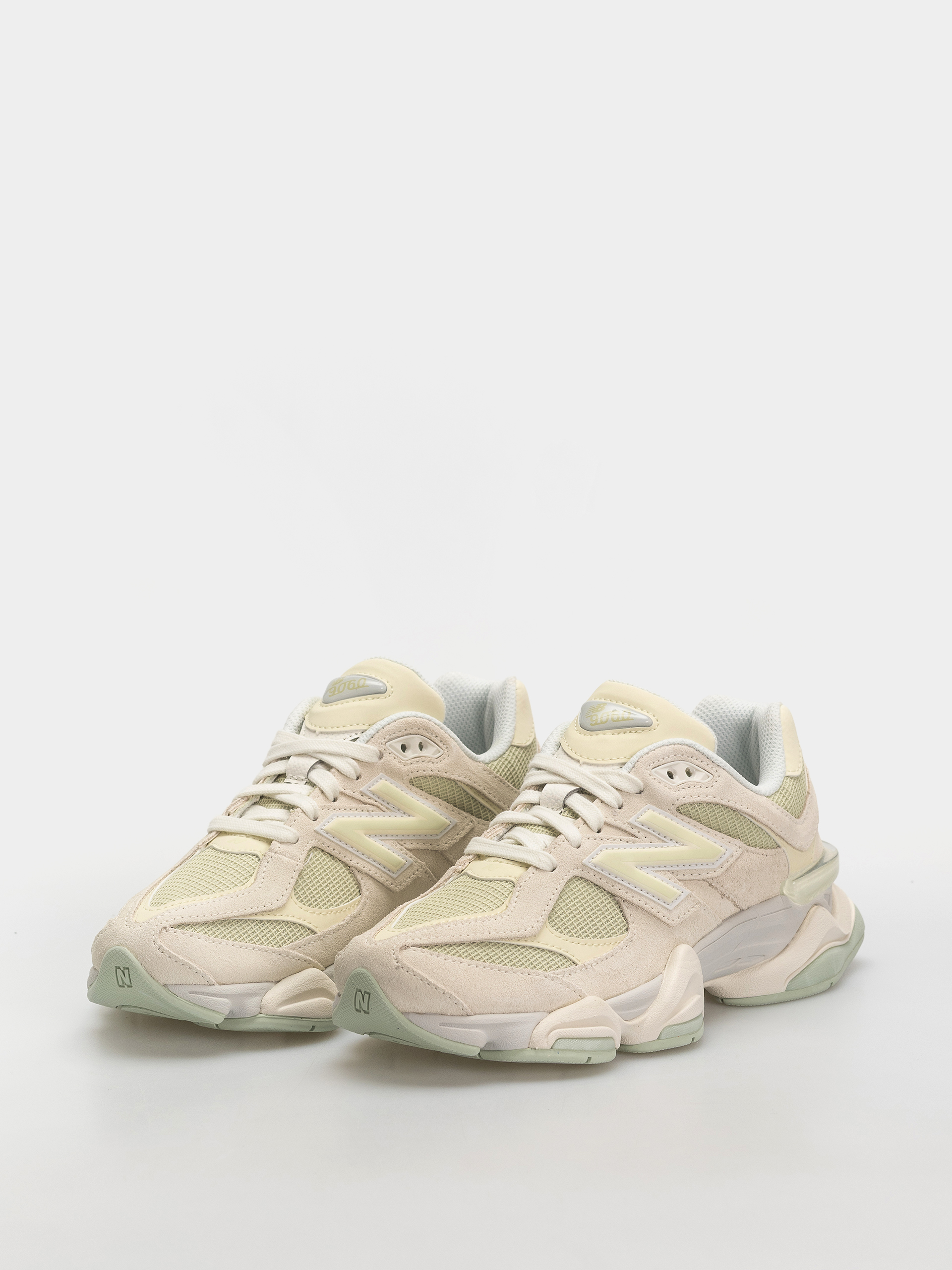 Boty New Balance 9060 (pistachio butter/angora)